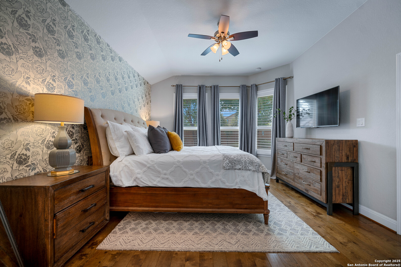 487 Mission Hill