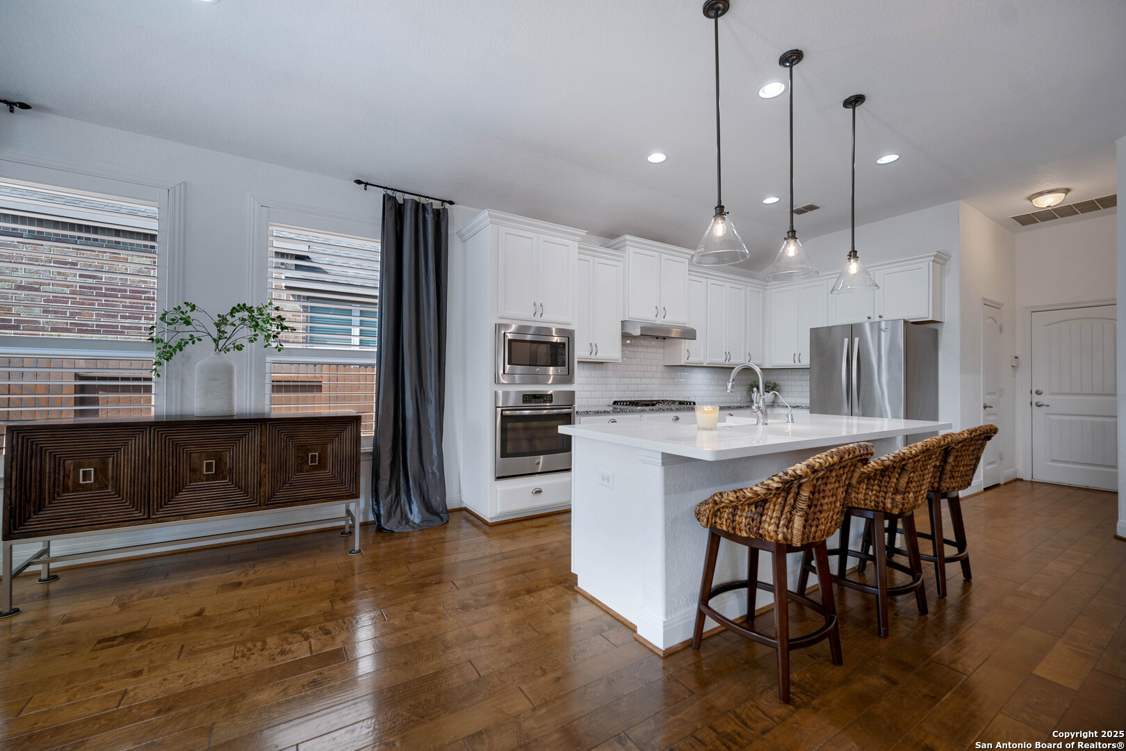 487 Mission Hill