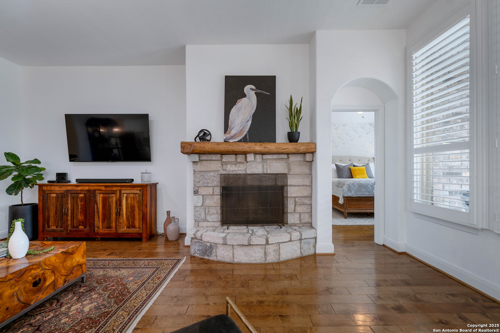487 Mission Hill