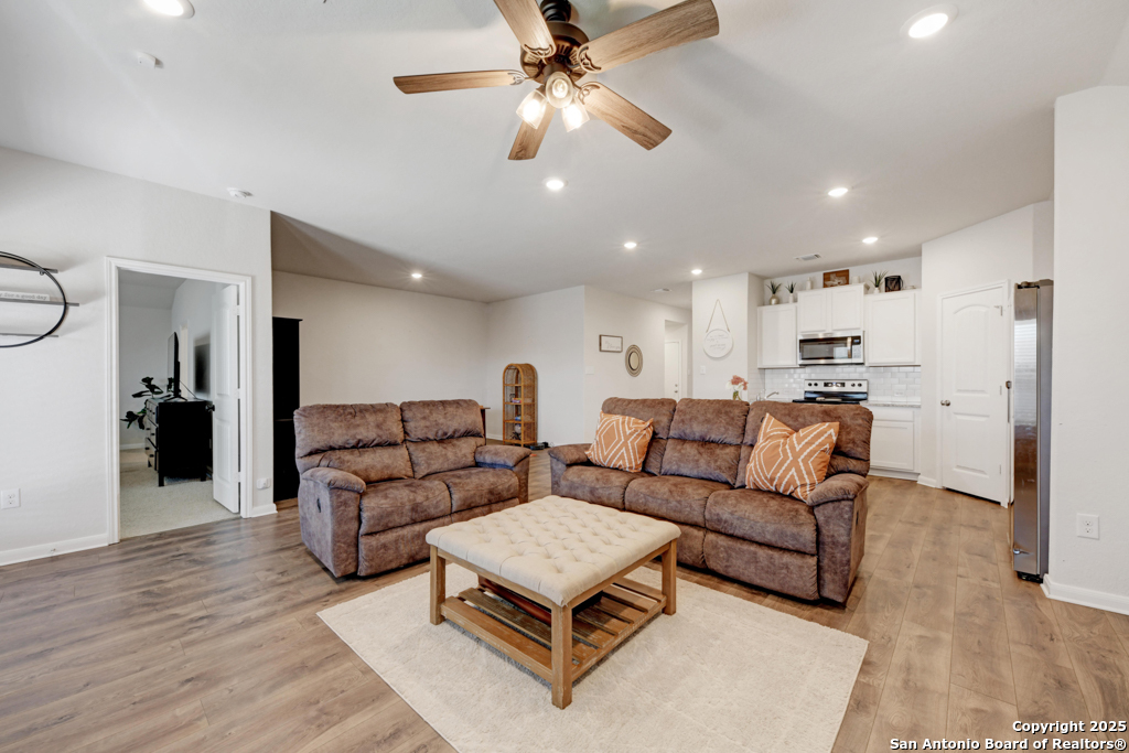 380 Huntsman Way