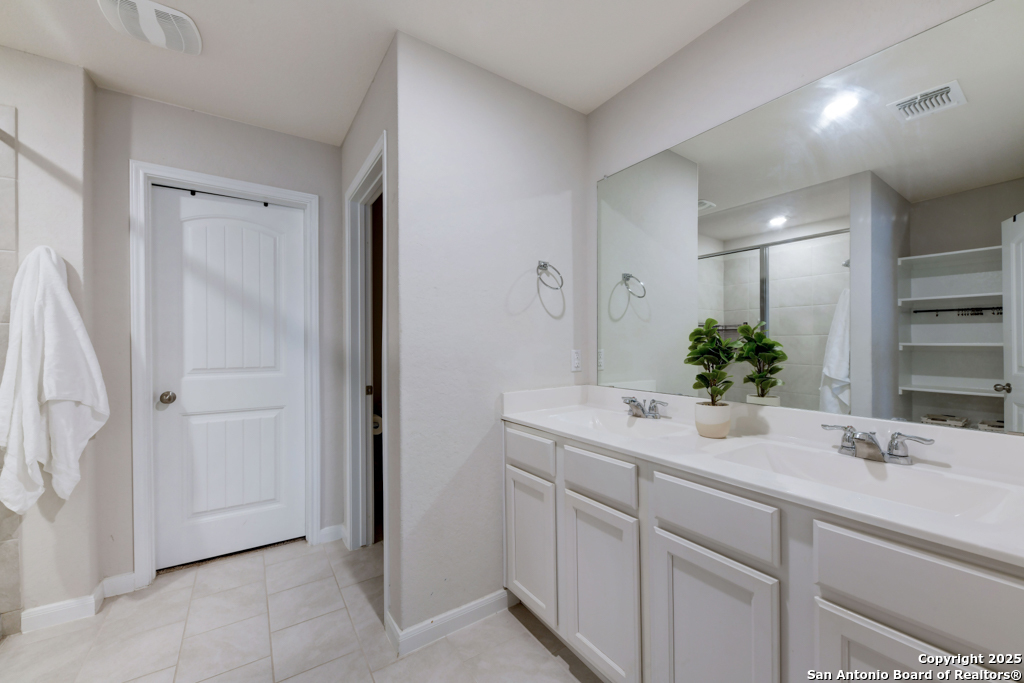 380 Huntsman Way