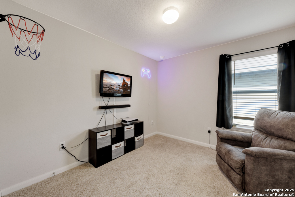 380 Huntsman Way