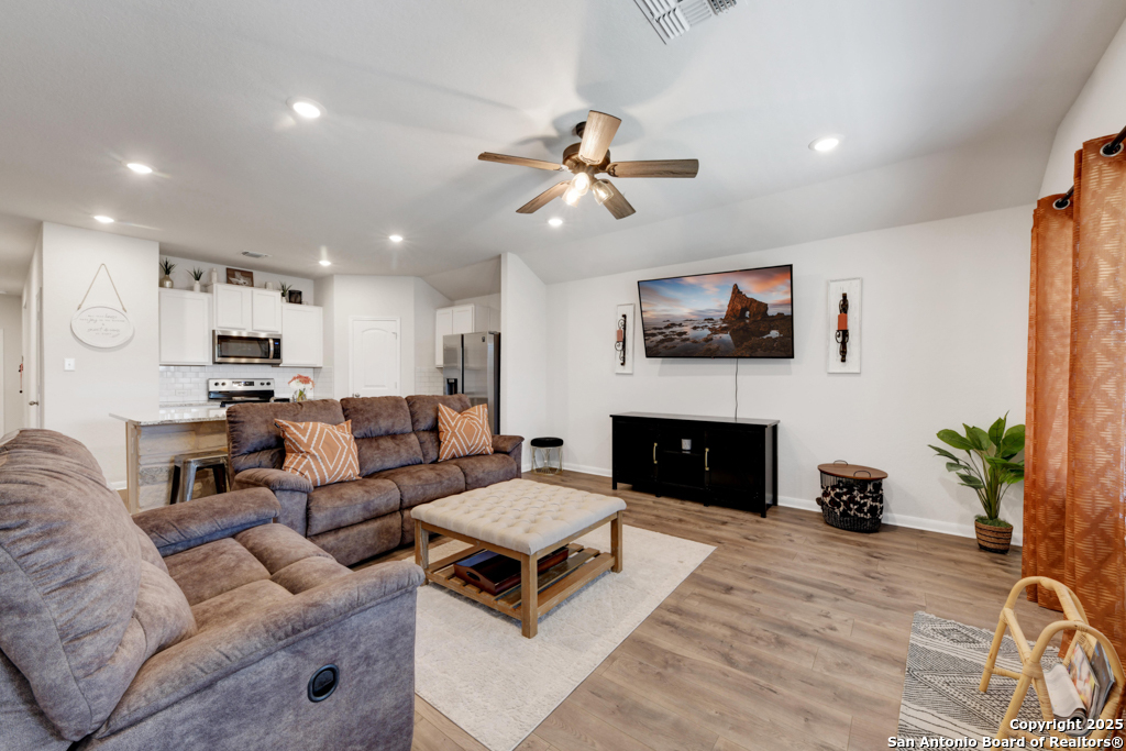 380 Huntsman Way