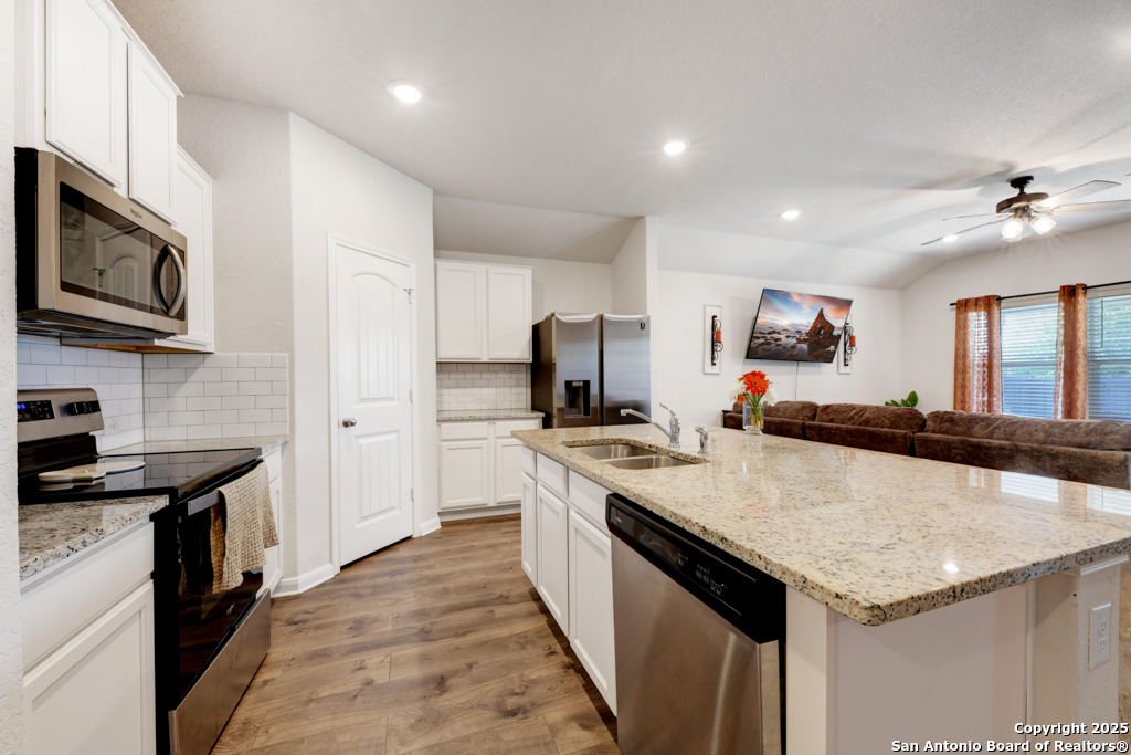 380 Huntsman Way