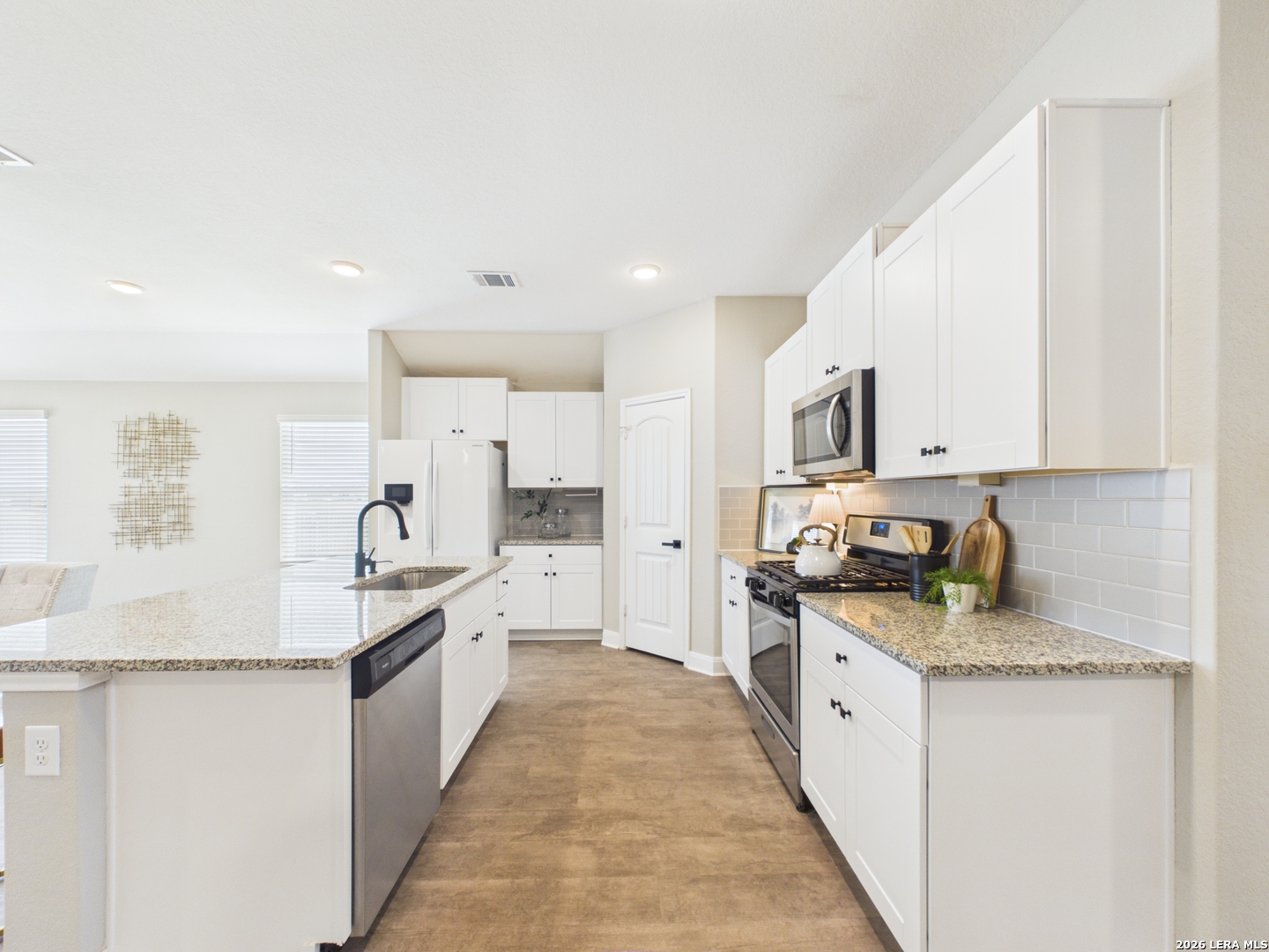 984 Amble Oak