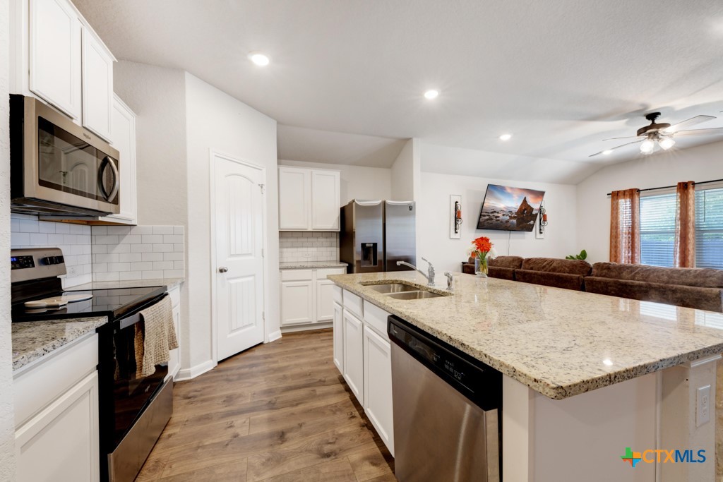 380 Huntsman Way