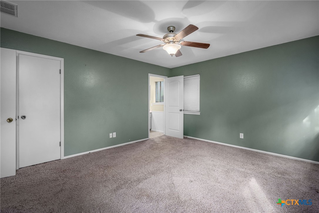 960 Twin Oaks Drive