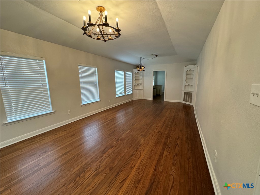 397 W Edgewater Terrace