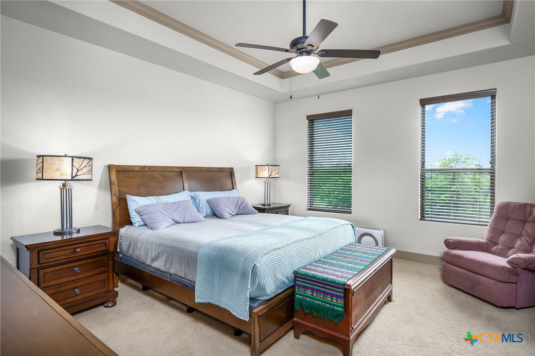 1032 Oak Turn