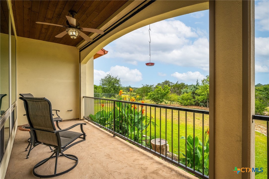 1032 Oak Turn