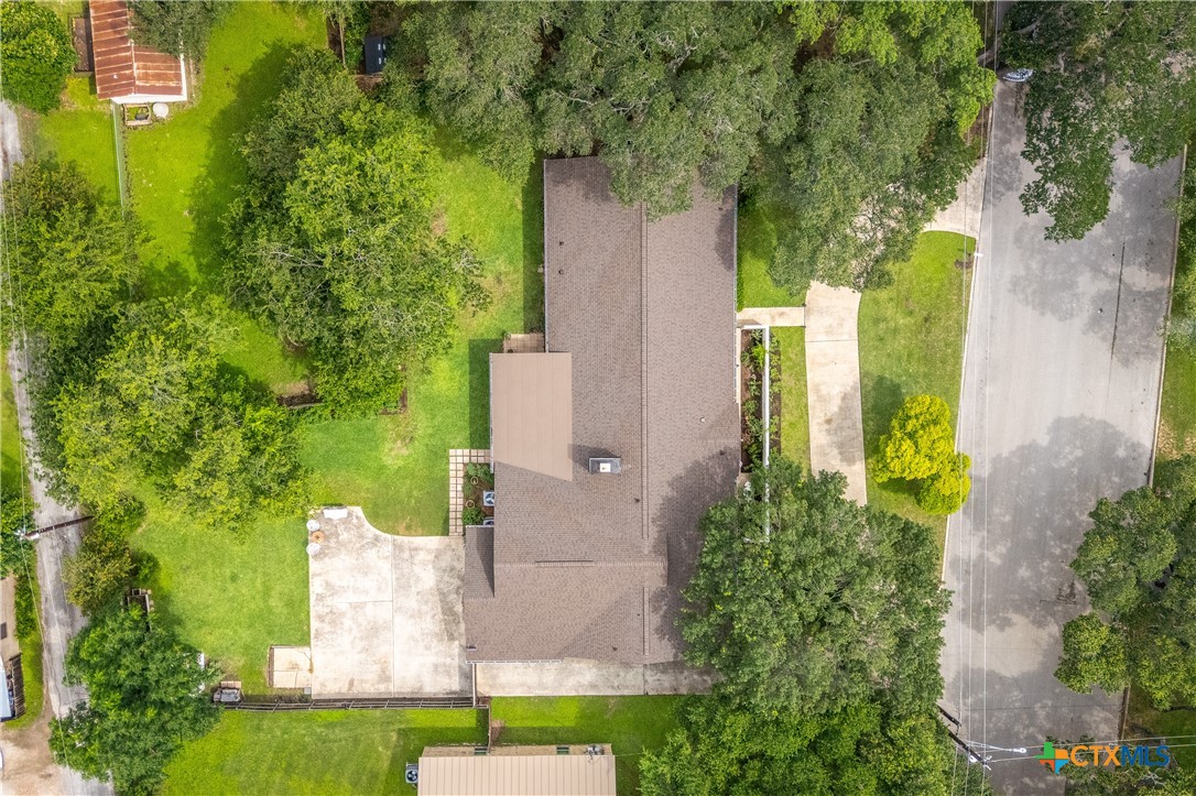 226 Oakwood Boulevard