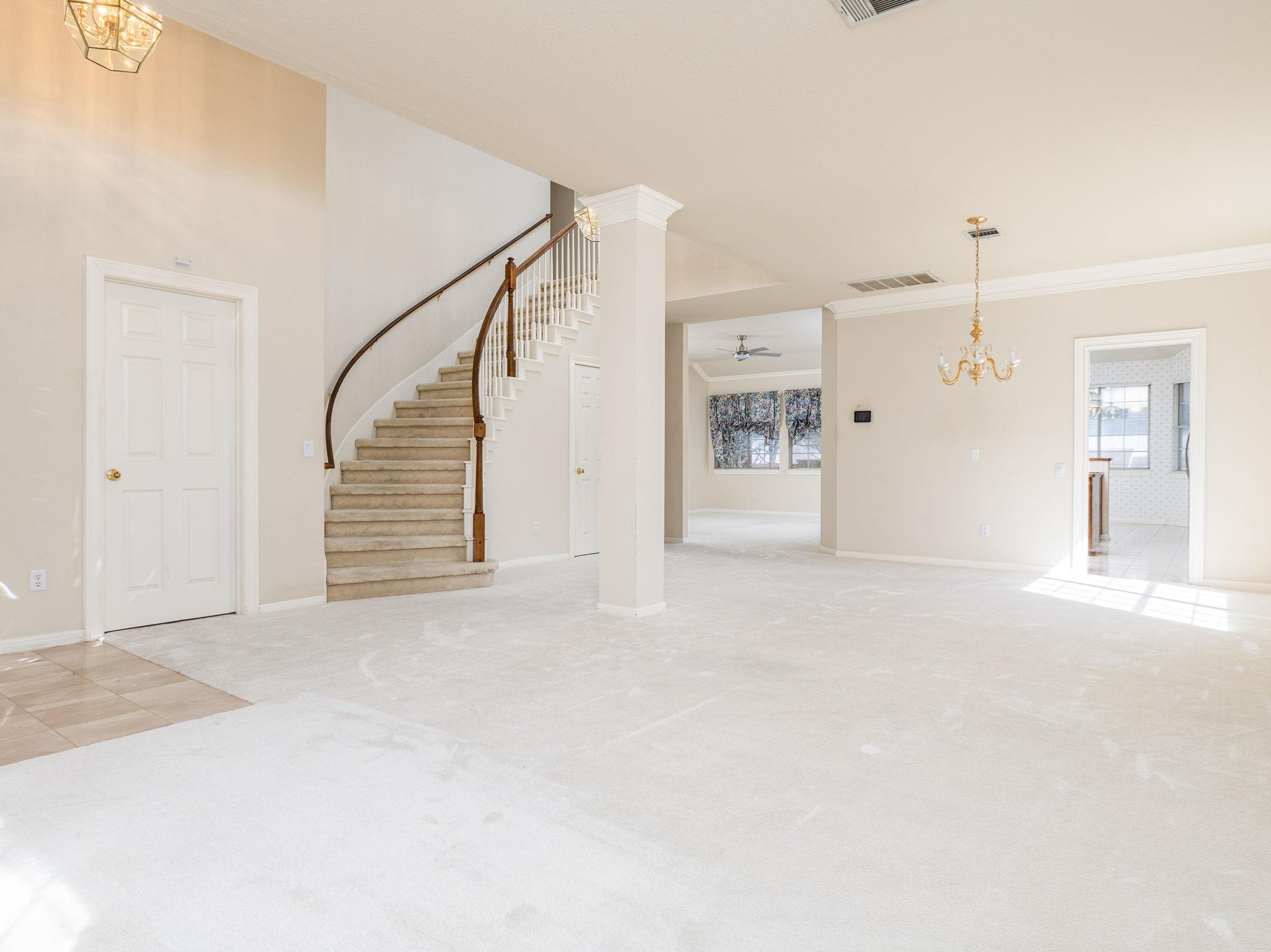 6000 Roxbury LN