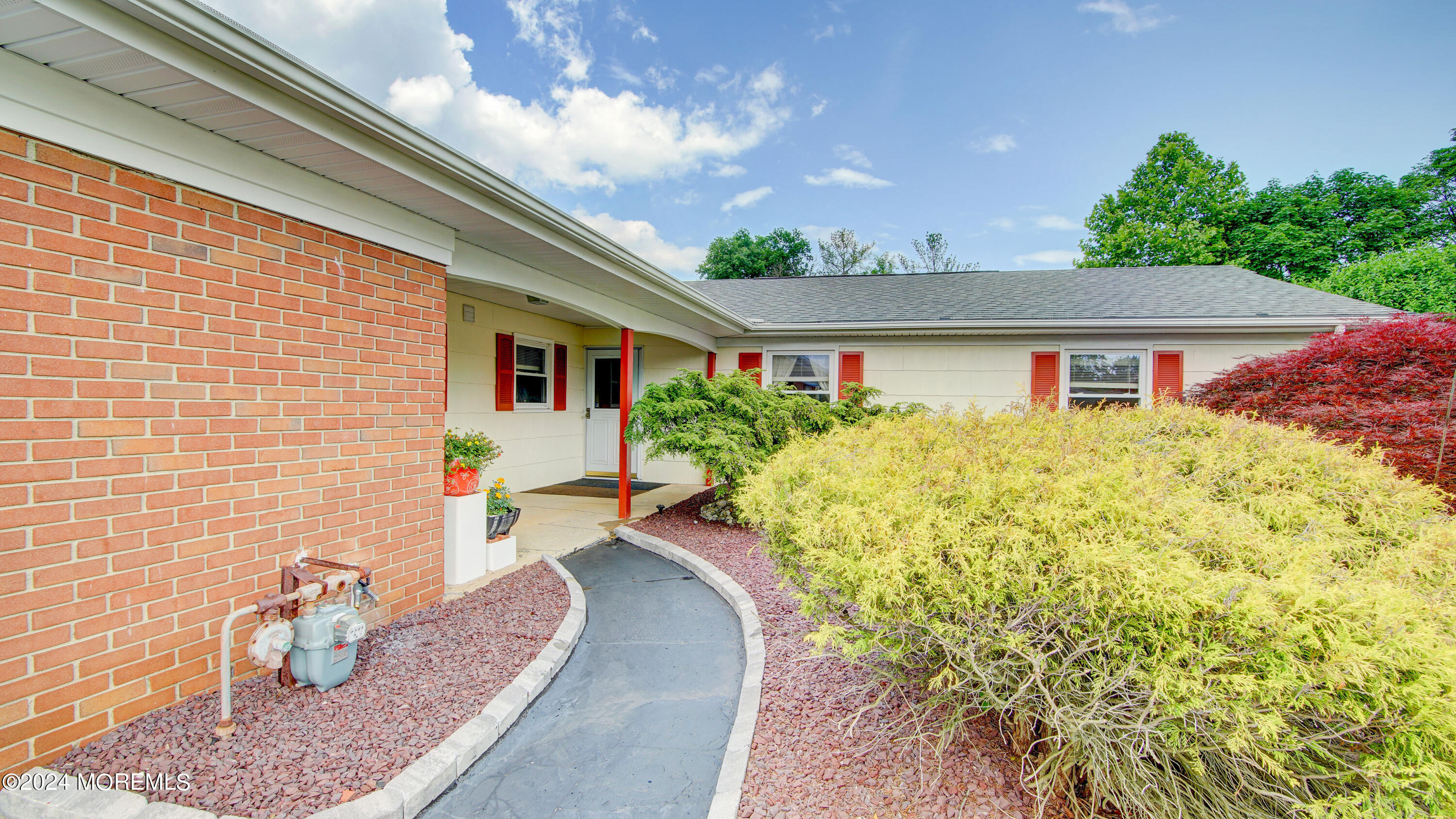 550 Elton Adelphia Road