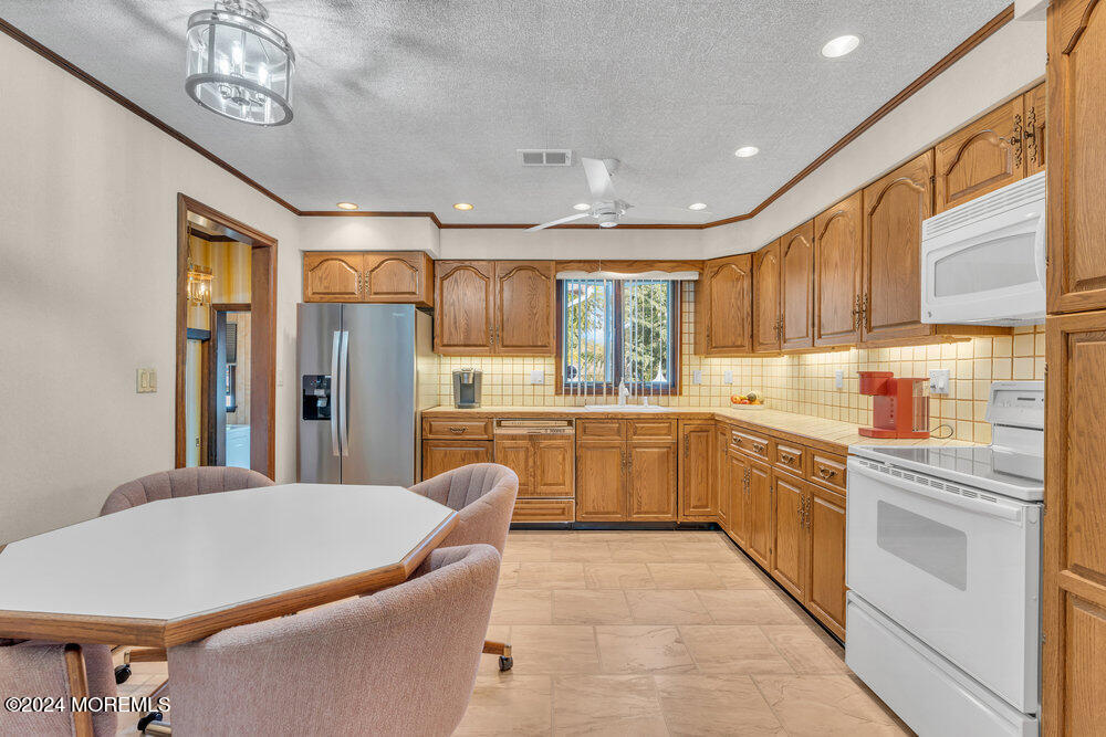 127 Baywood Drive