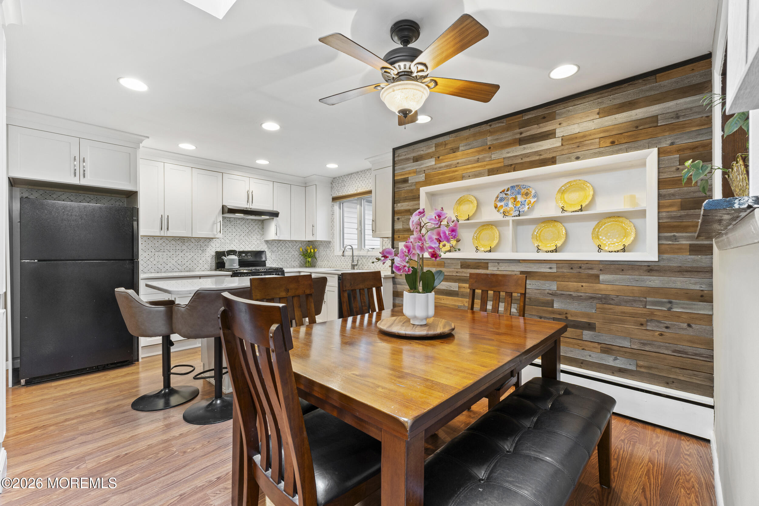164 W 3rd Street