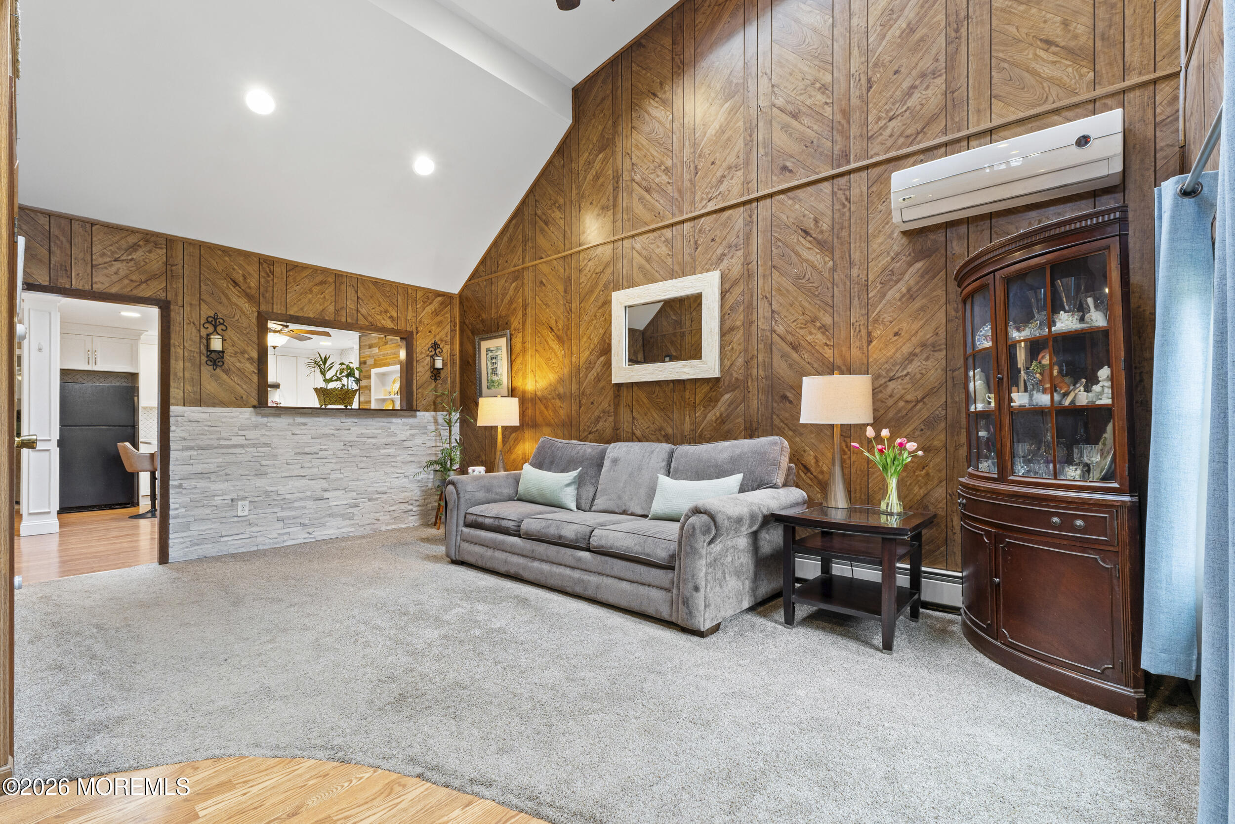 164 W 3rd Street