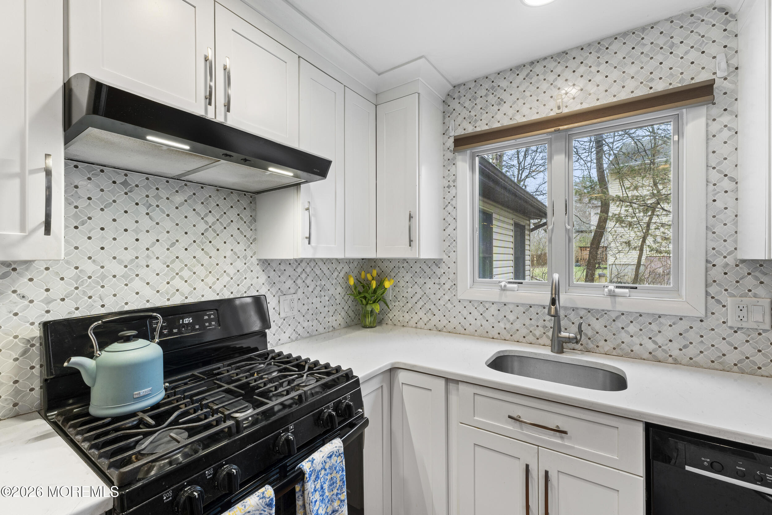164 W 3rd Street