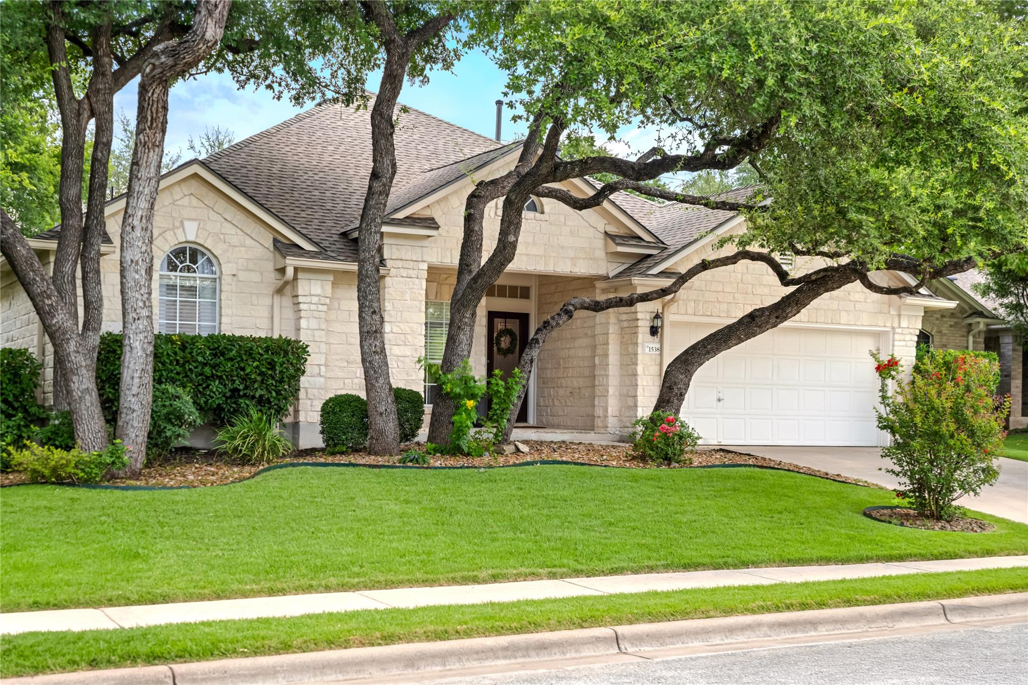 1538 Homewood CIR