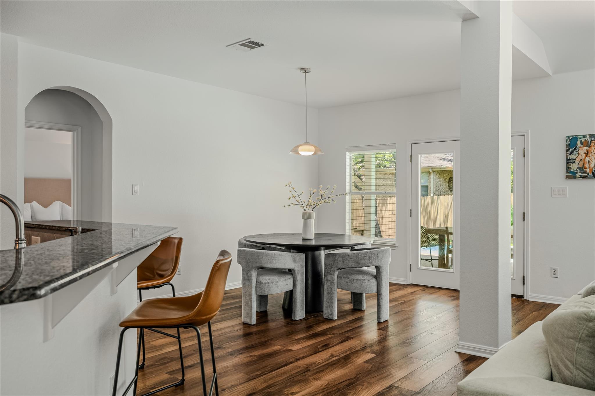 1538 Homewood CIR