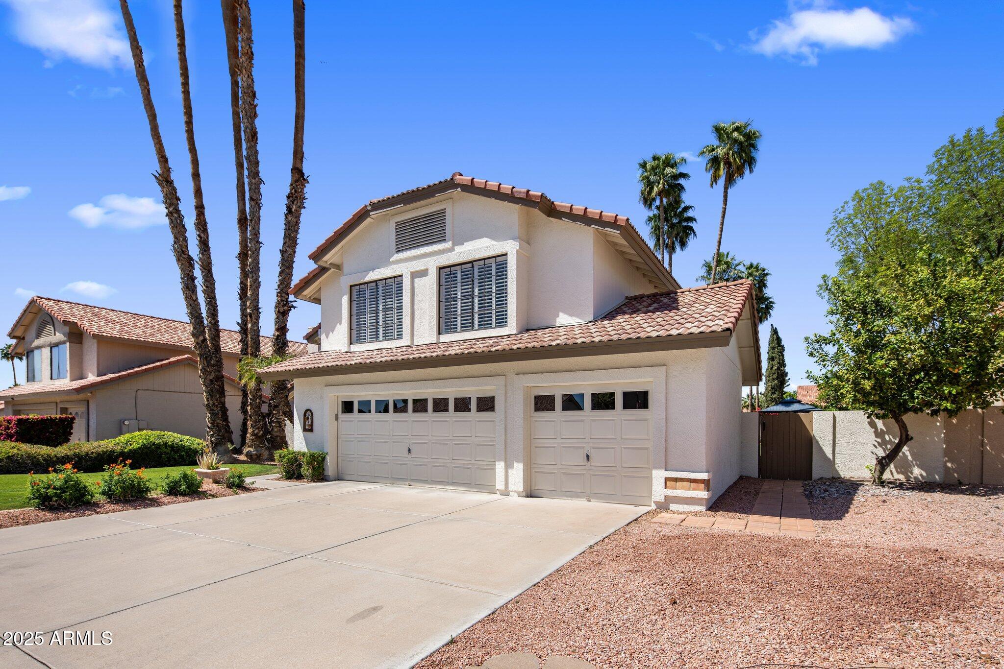 9012 E SUTTON Drive