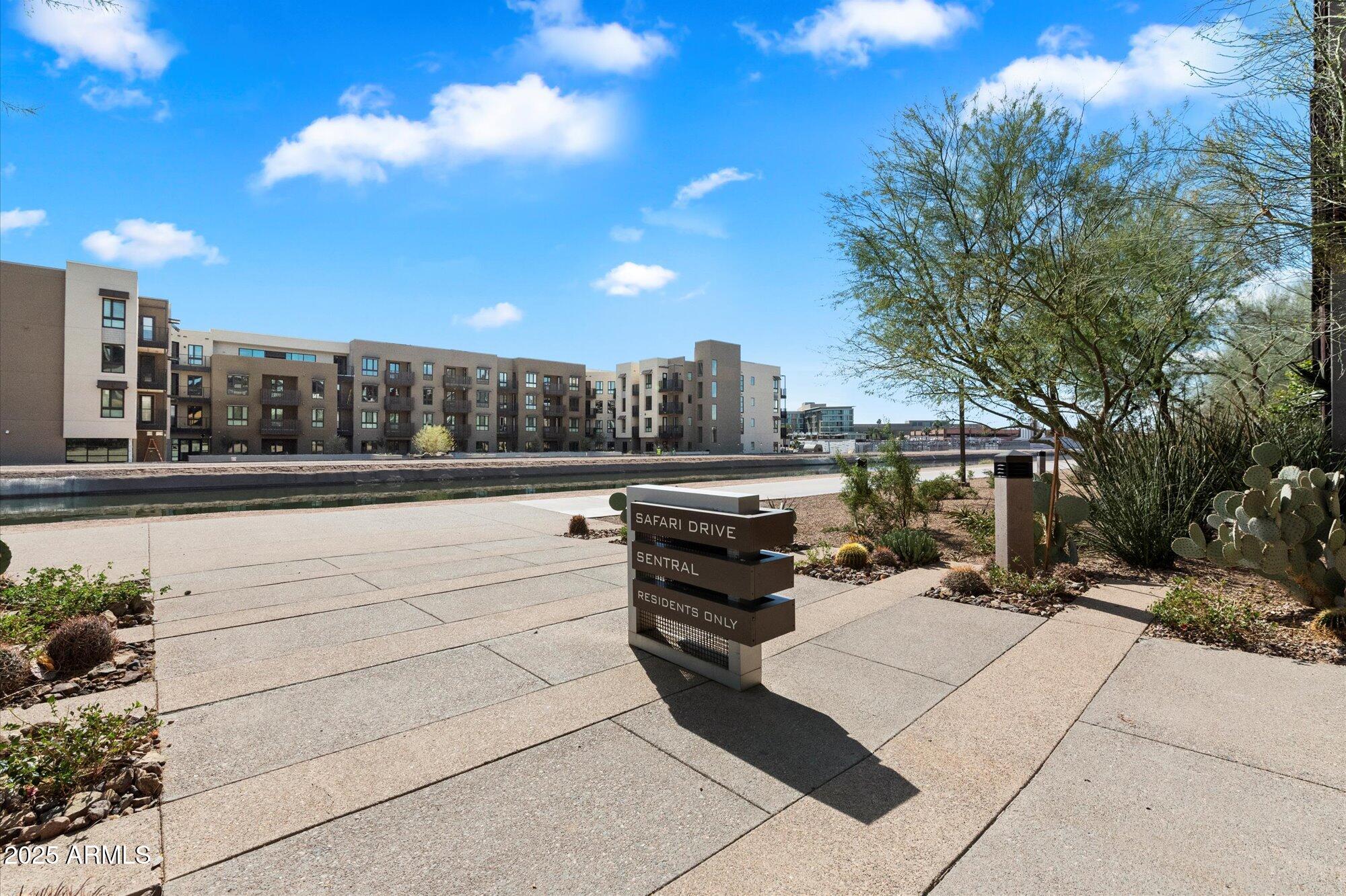 4739 N SCOTTSDALE Road Unit: H1001
