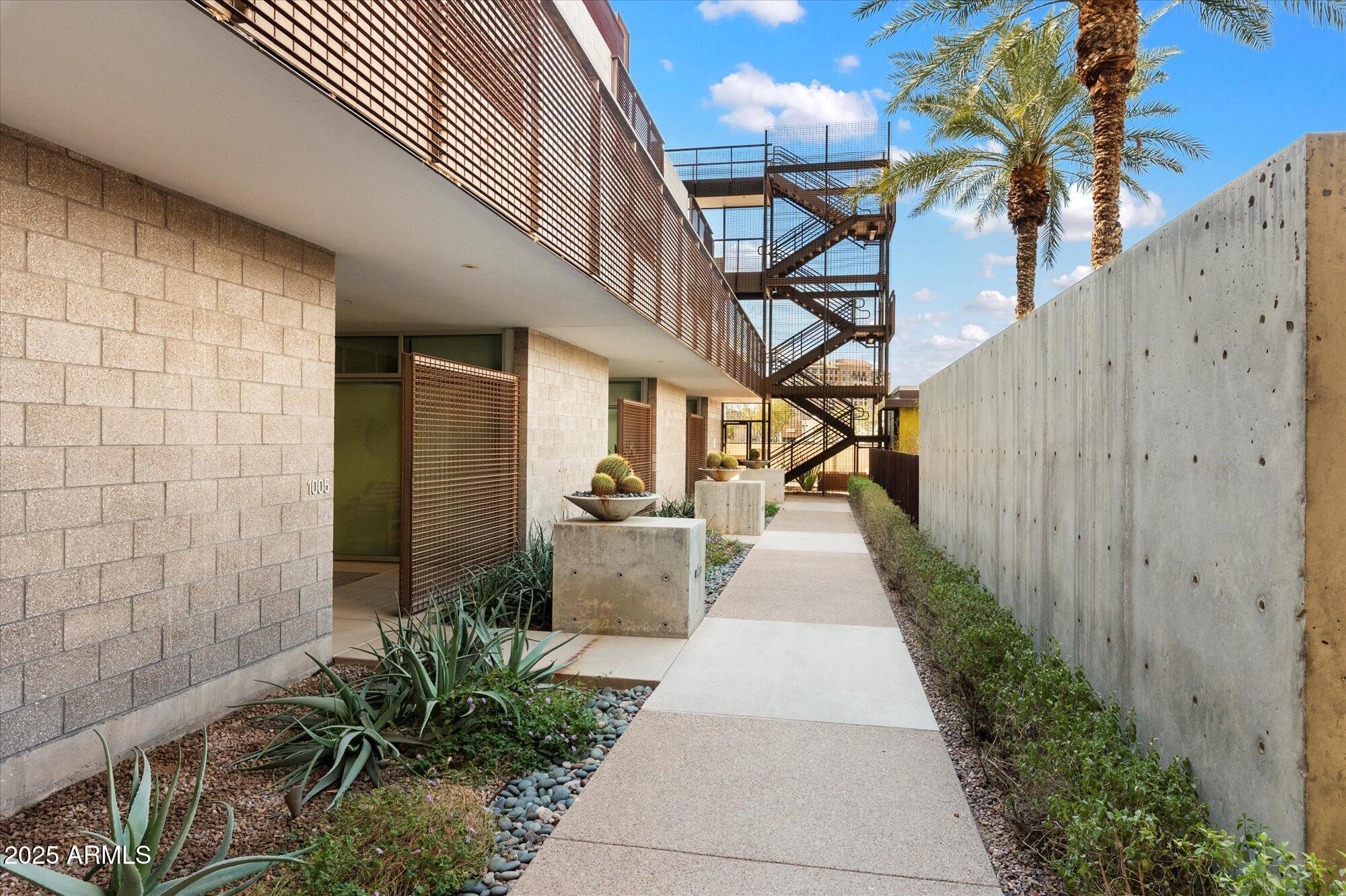 4739 N SCOTTSDALE Road Unit: H1001