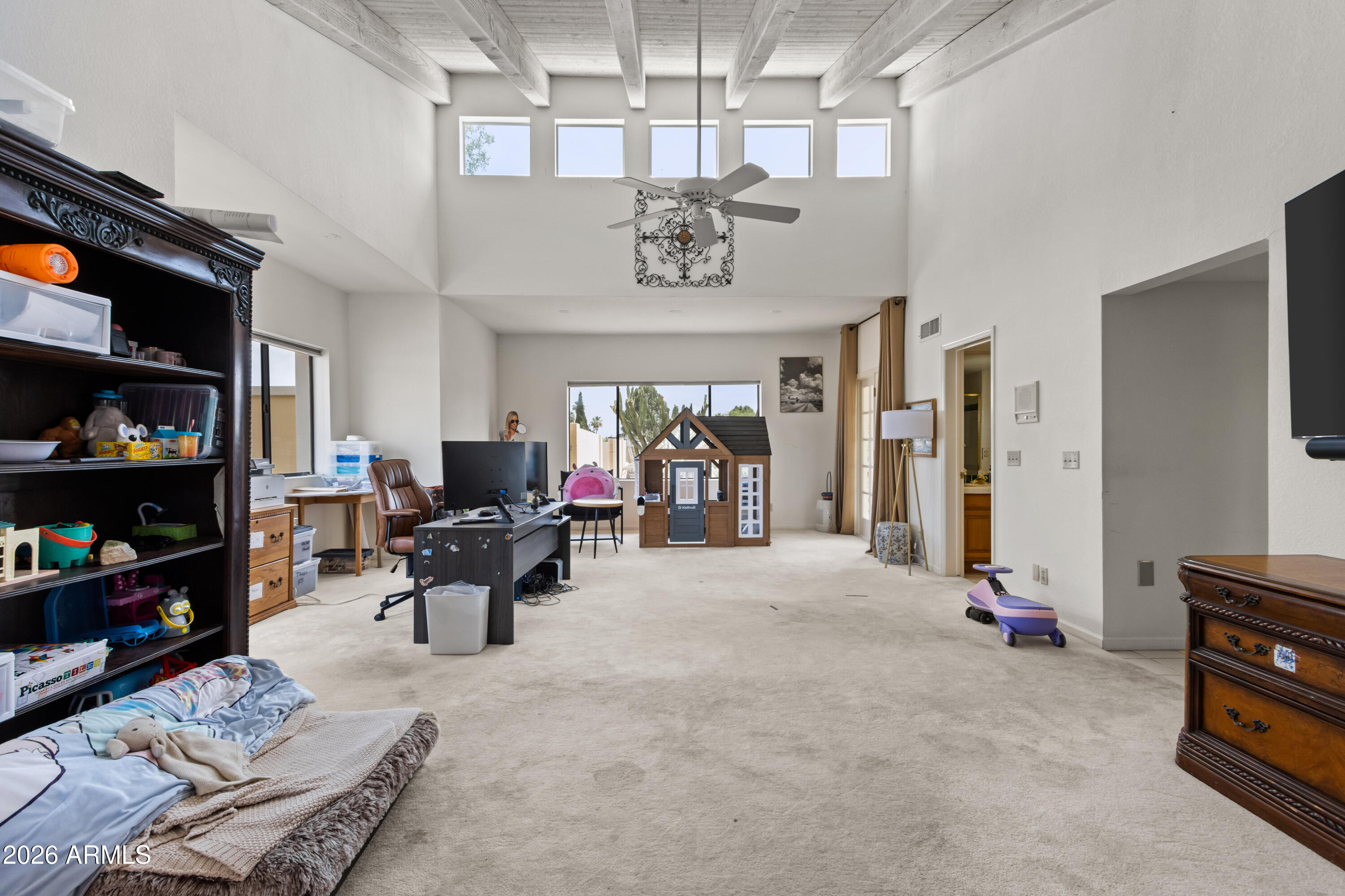 10141 E CHOLLA Street