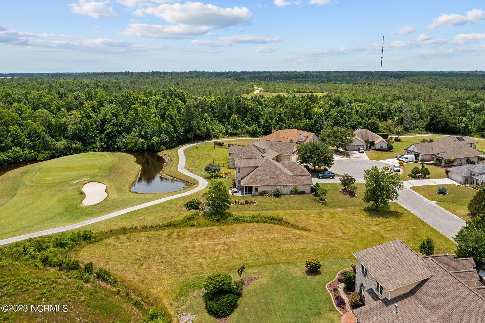 114 114 Windsor Court