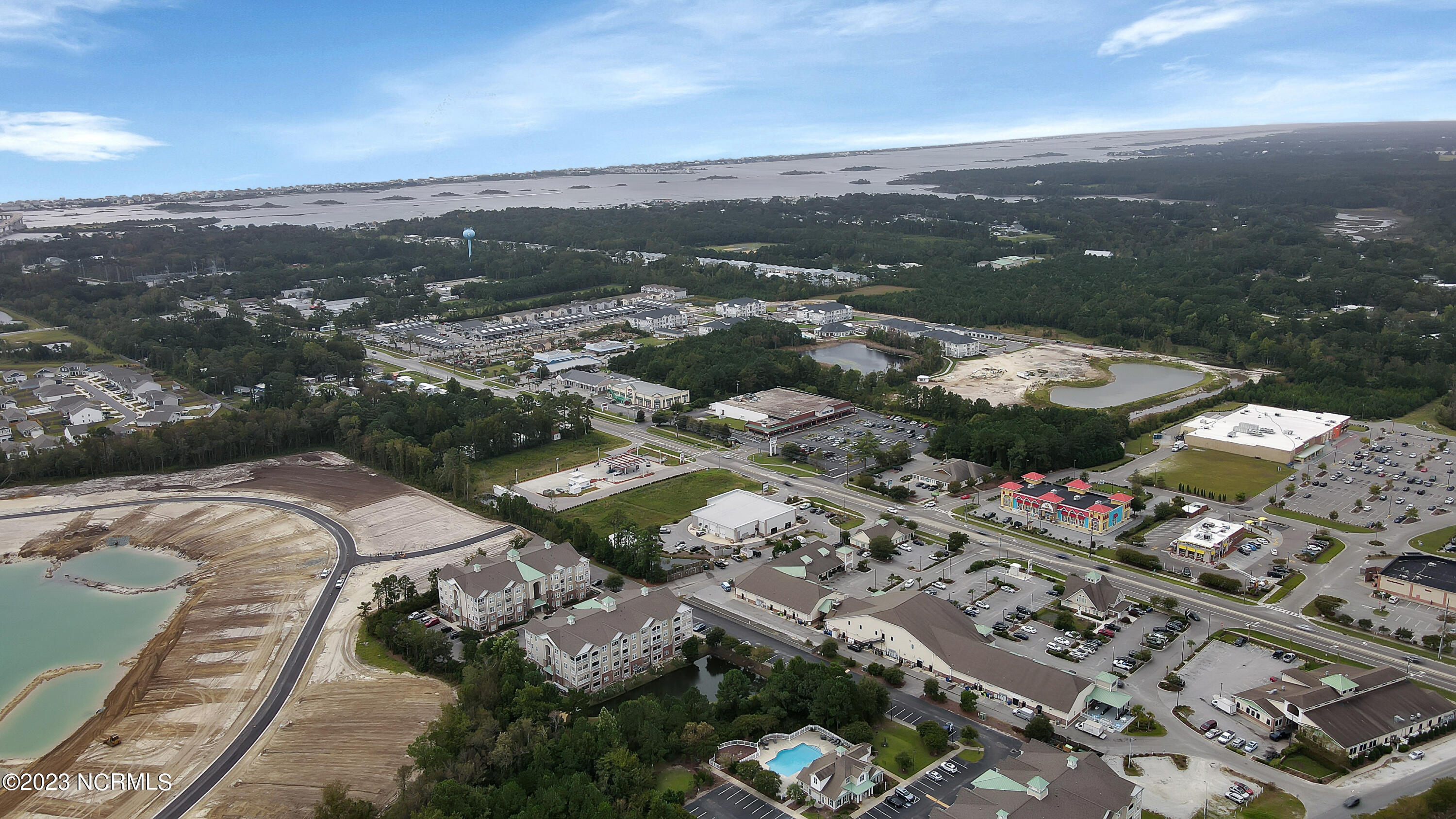 200 Gateway Condos Drive, 241