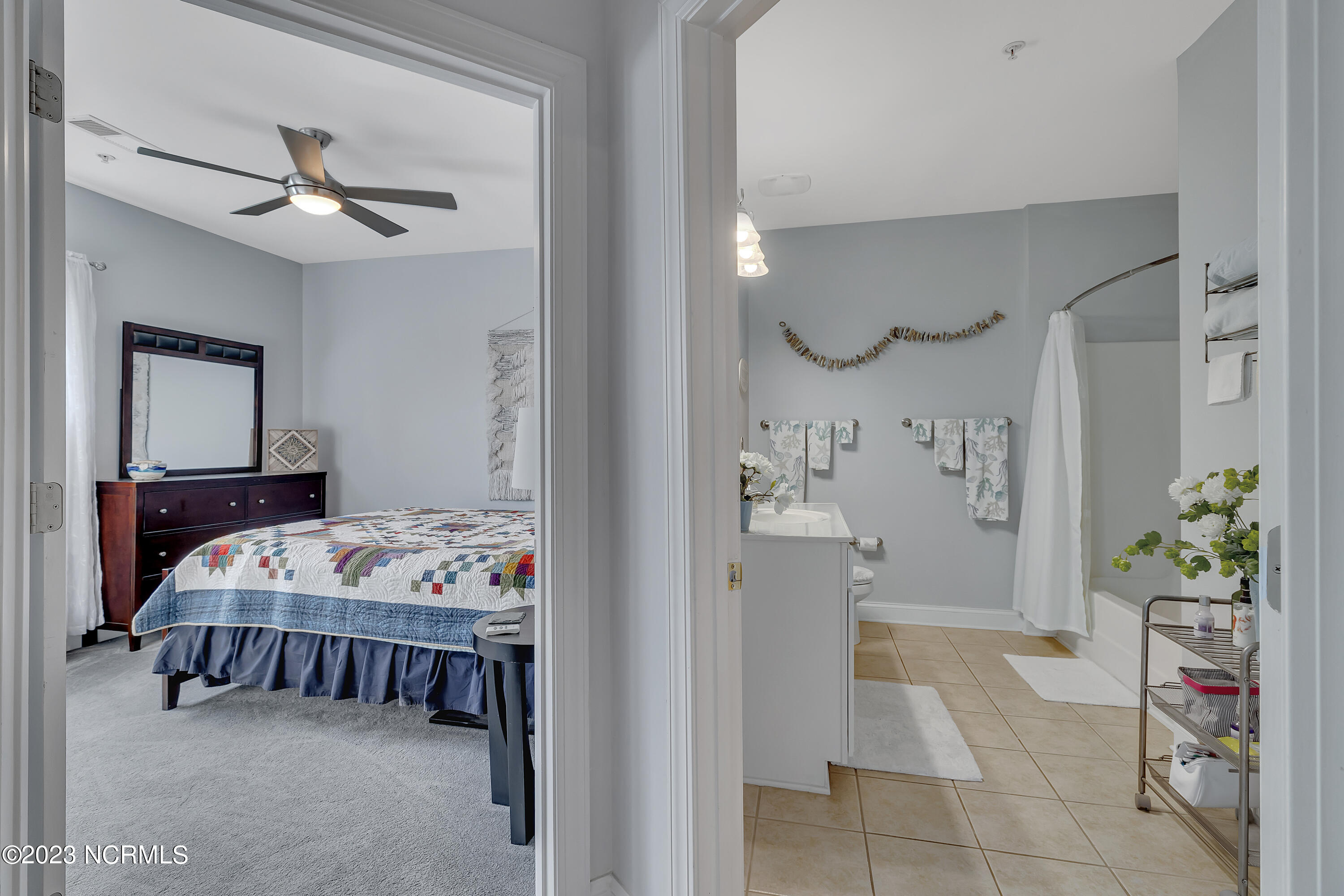 200 Gateway Condos Drive, 241