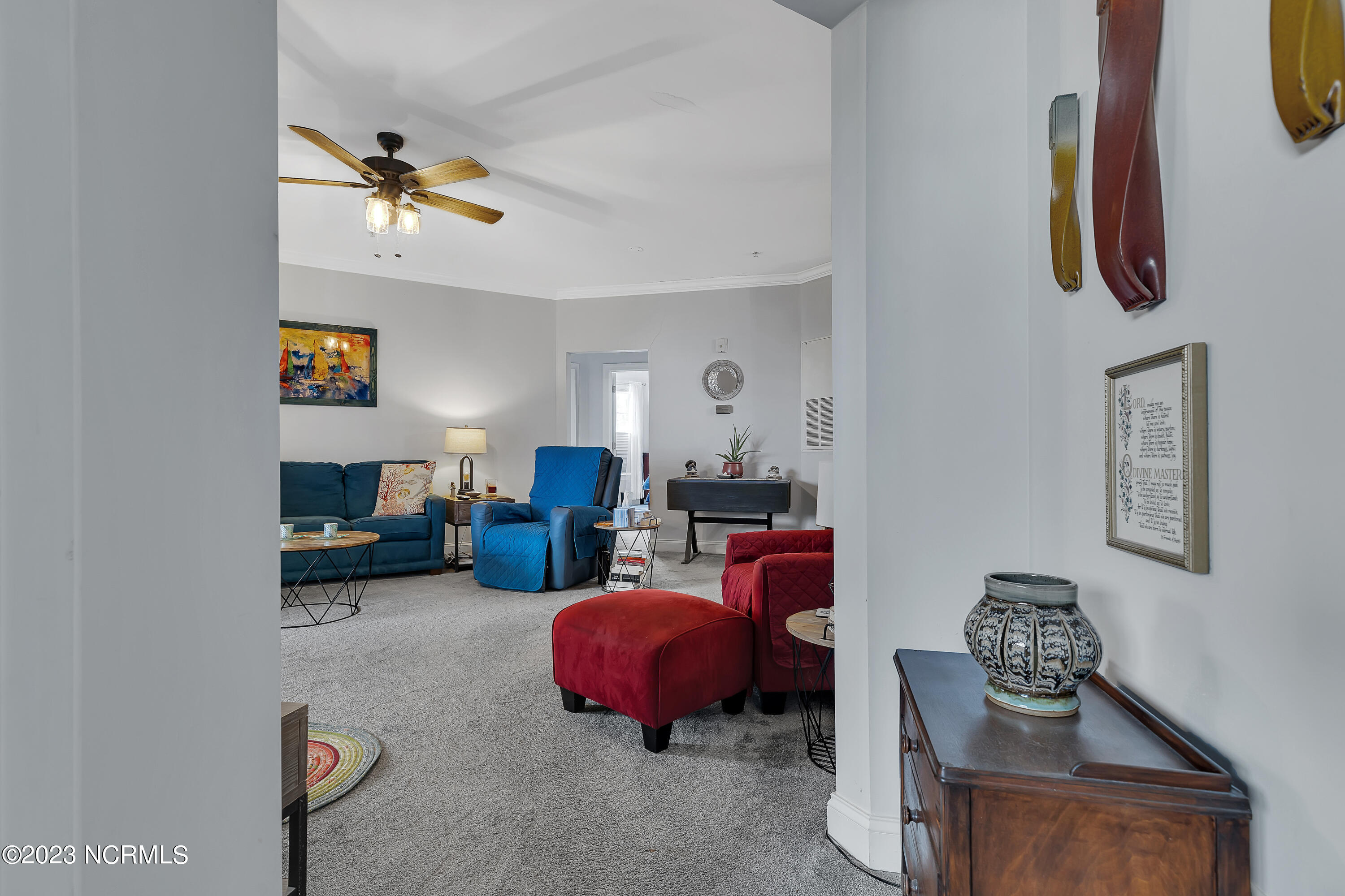 200 Gateway Condos Drive, 241