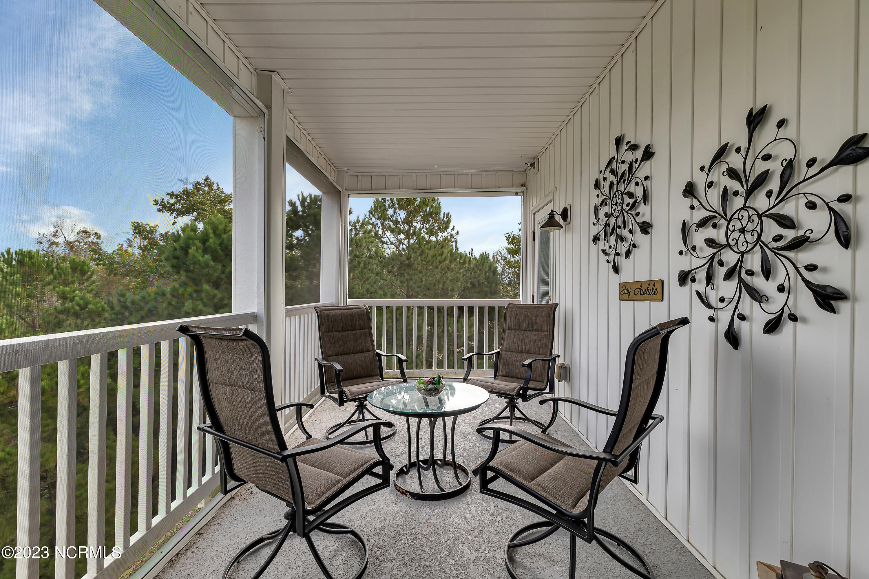 200 Gateway Condos Drive, 241