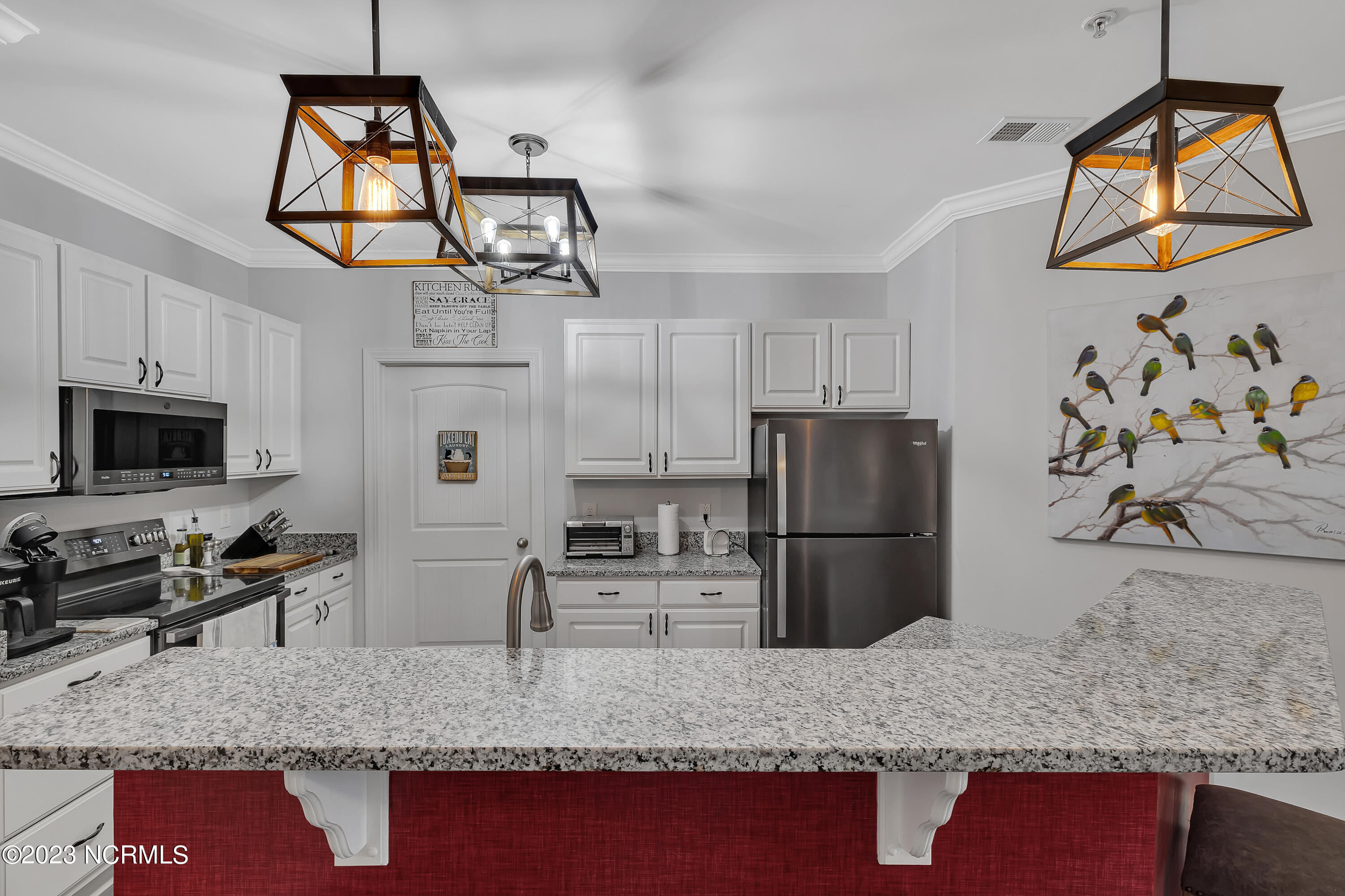 200 Gateway Condos Drive, 241