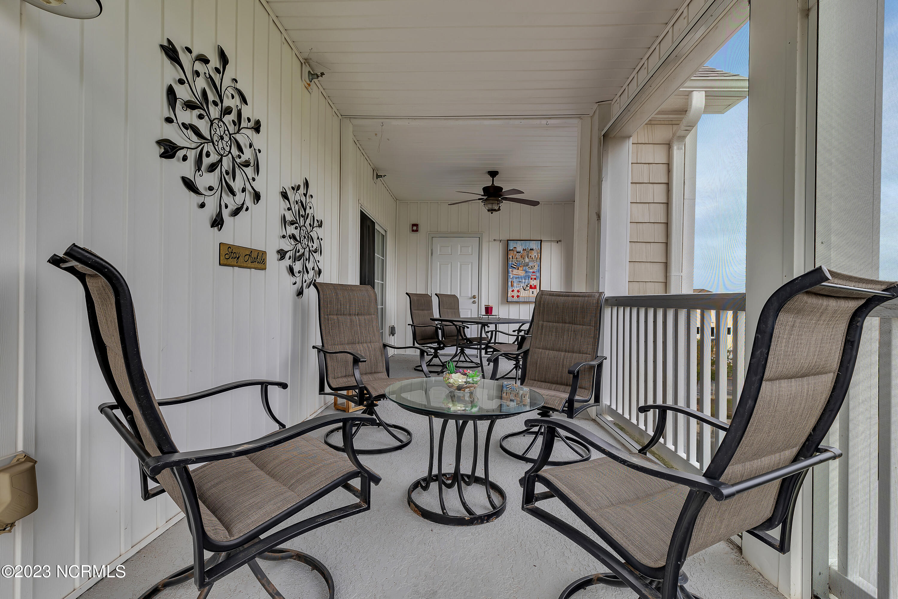 200 Gateway Condos Drive, 241