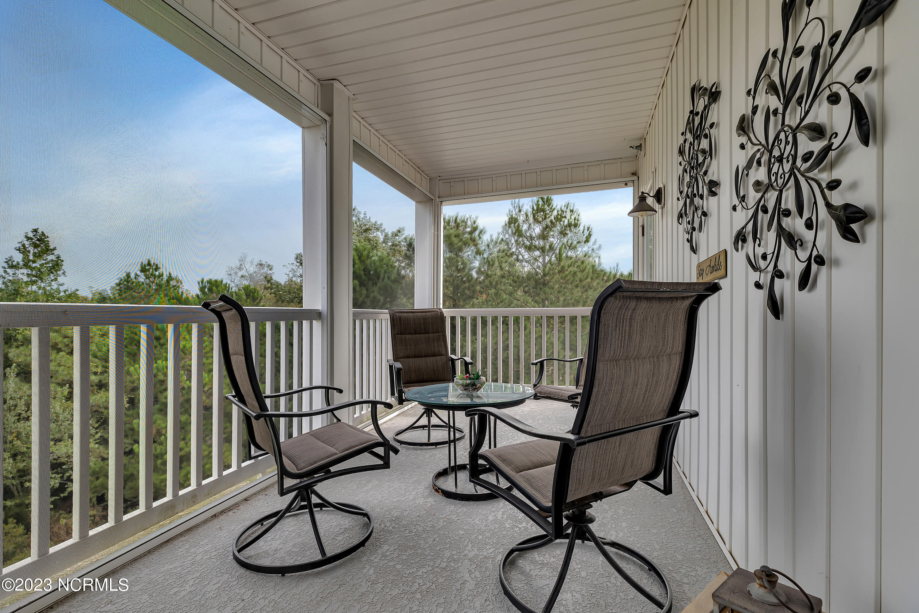 200 Gateway Condos Drive, 241