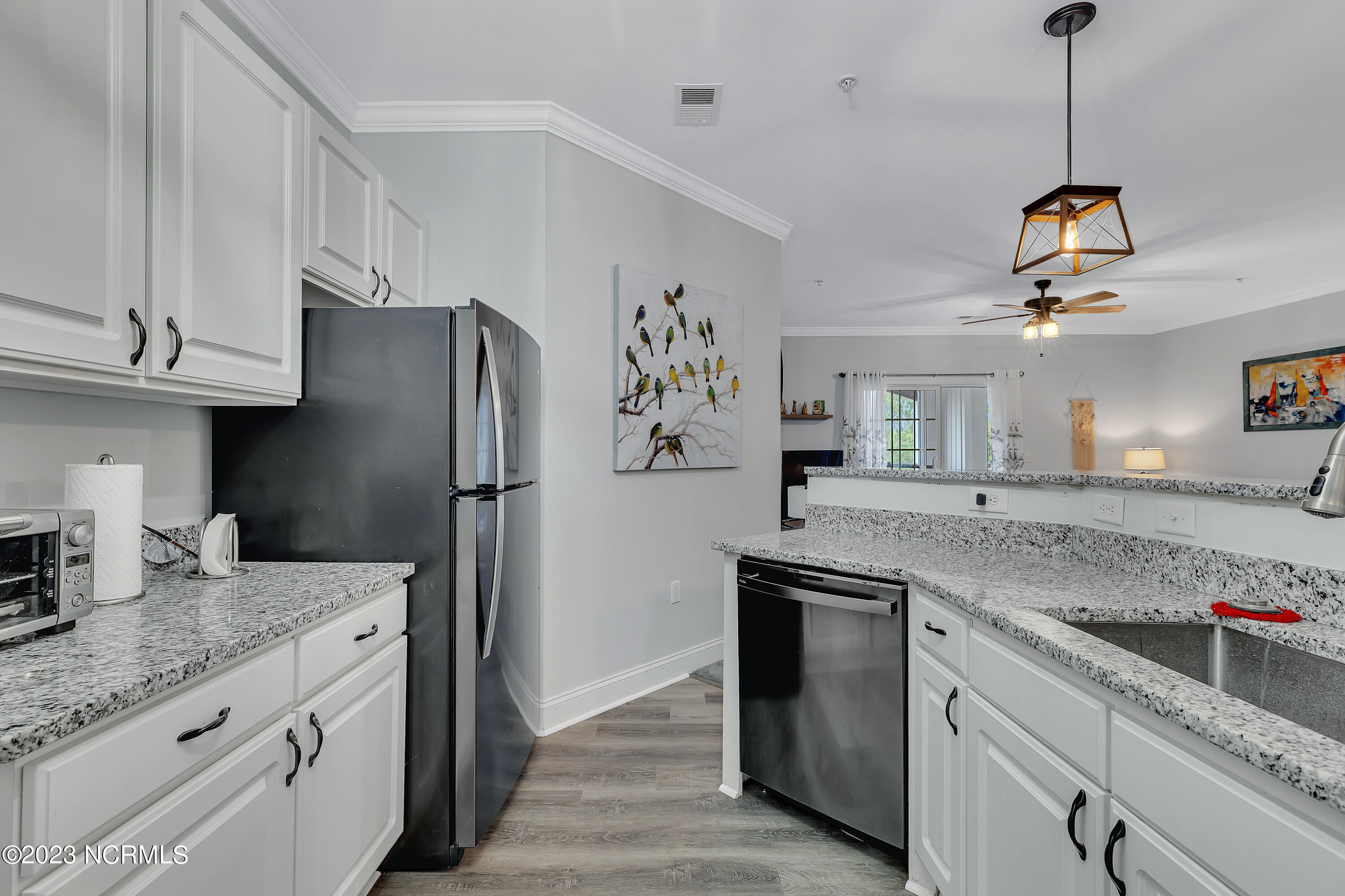 200 Gateway Condos Drive, 241