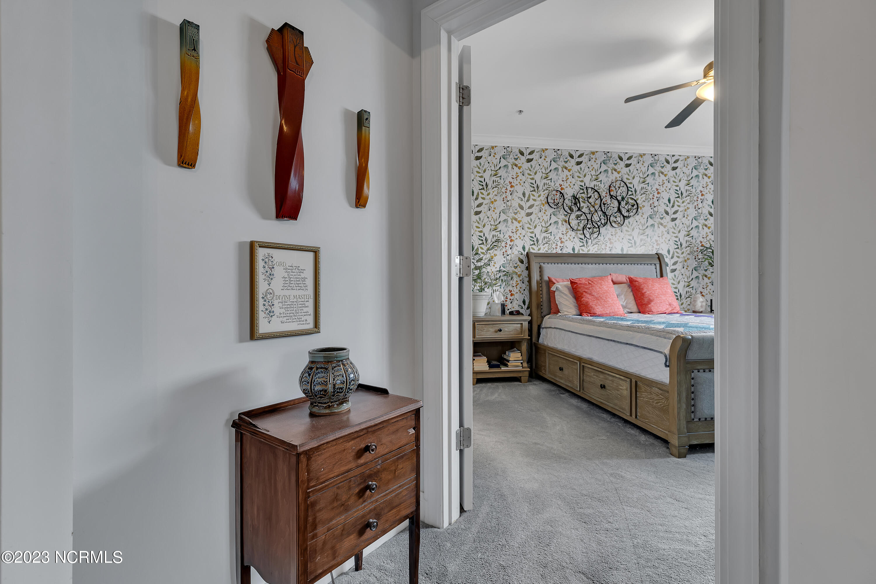 200 Gateway Condos Drive, 241