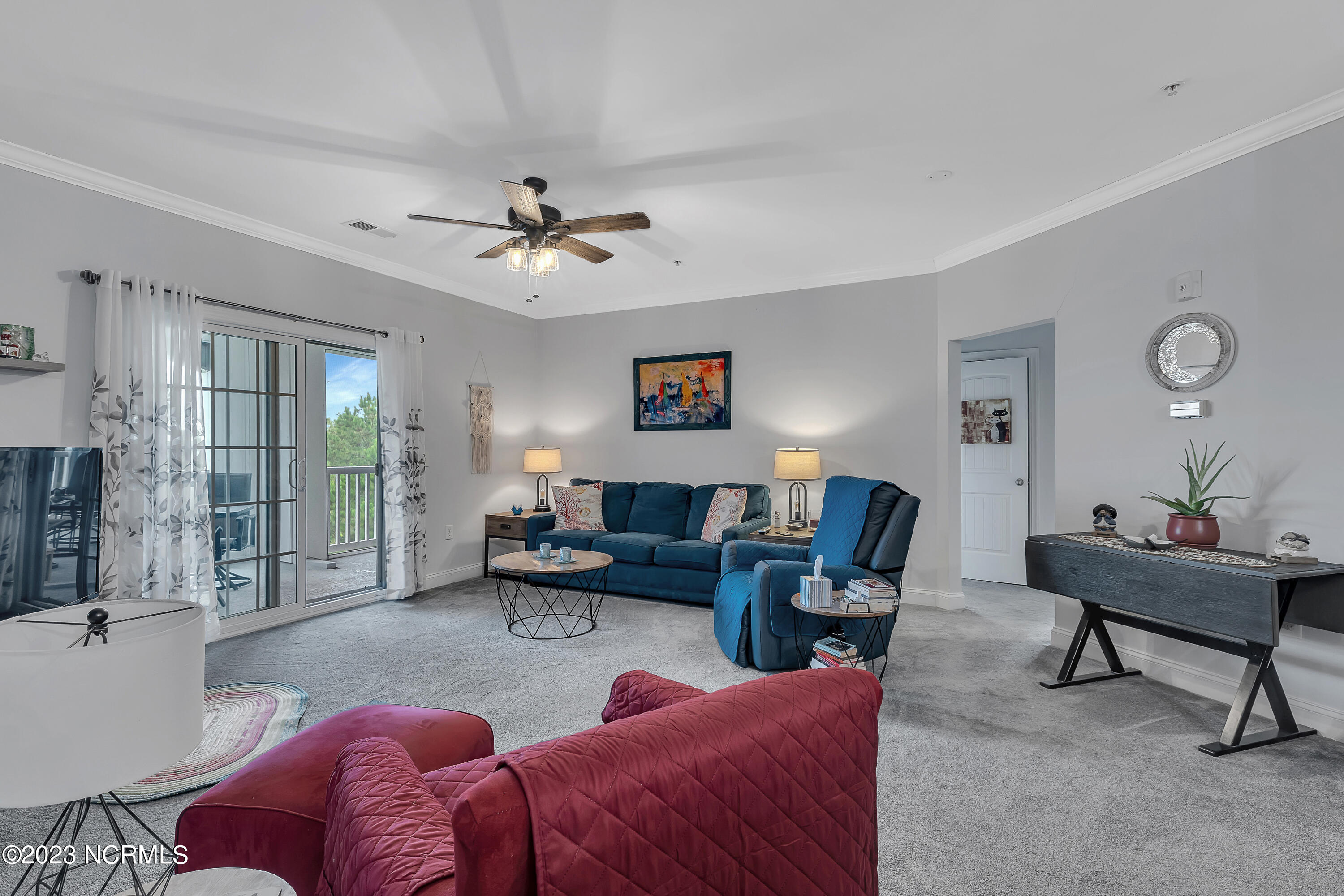 200 Gateway Condos Drive, 241