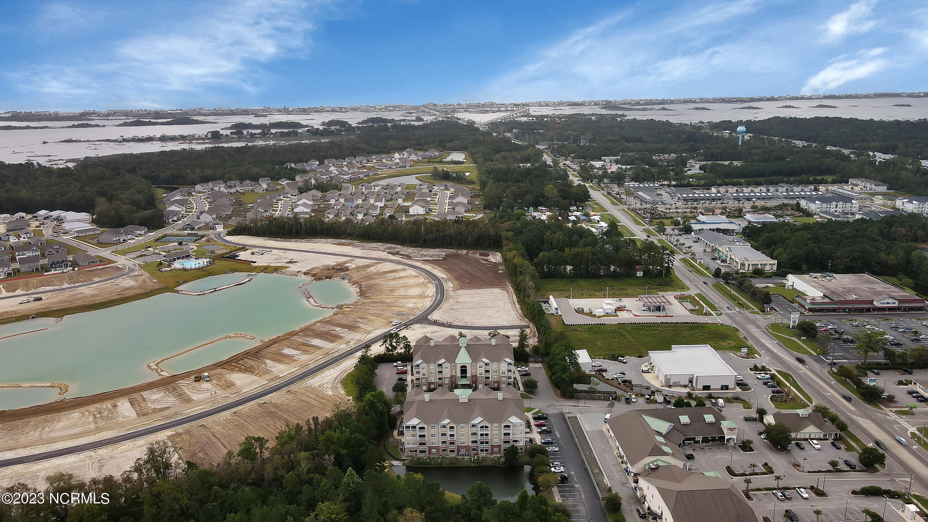 200 Gateway Condos Drive, 241