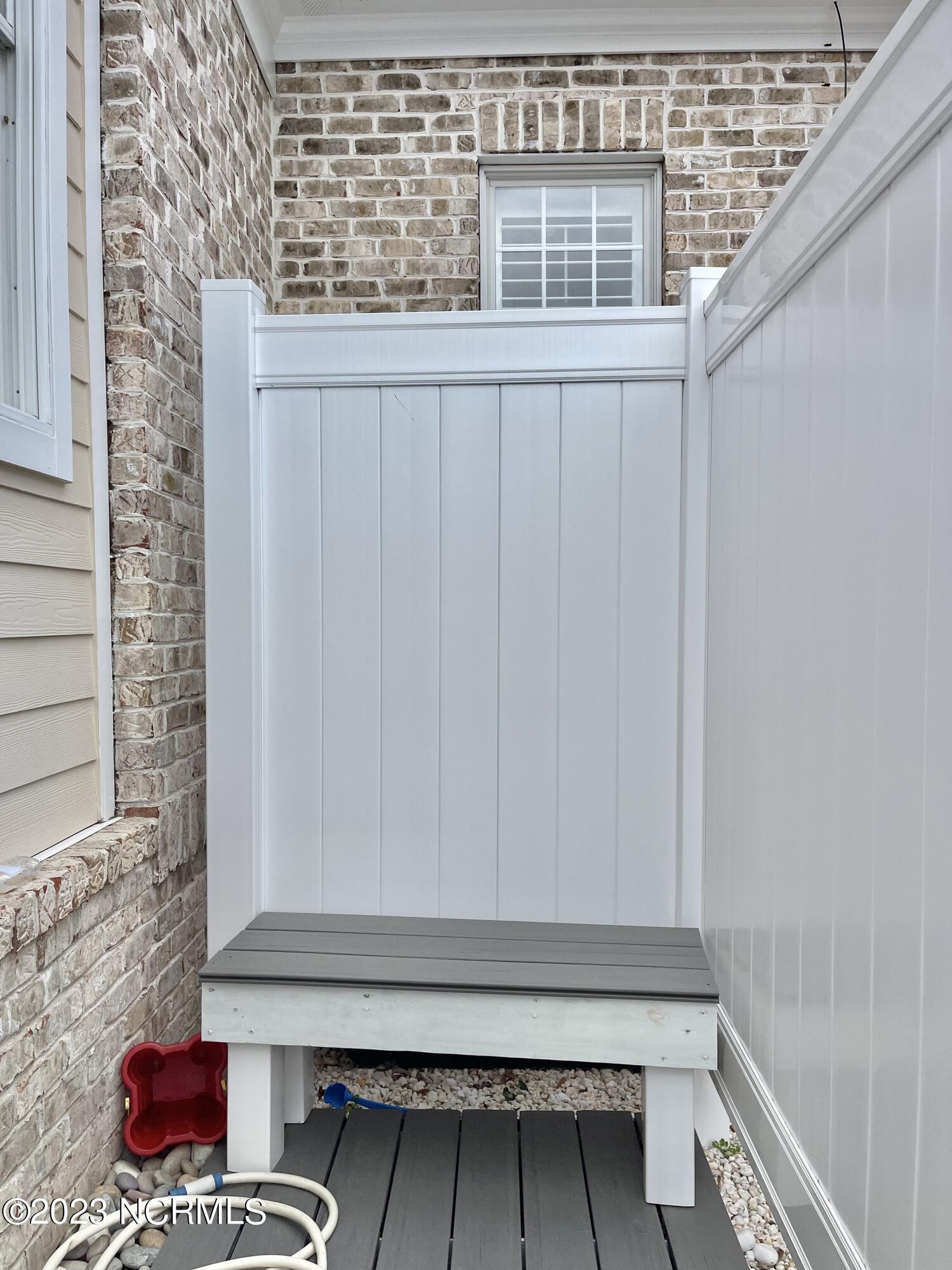 102 N Stargazer Court