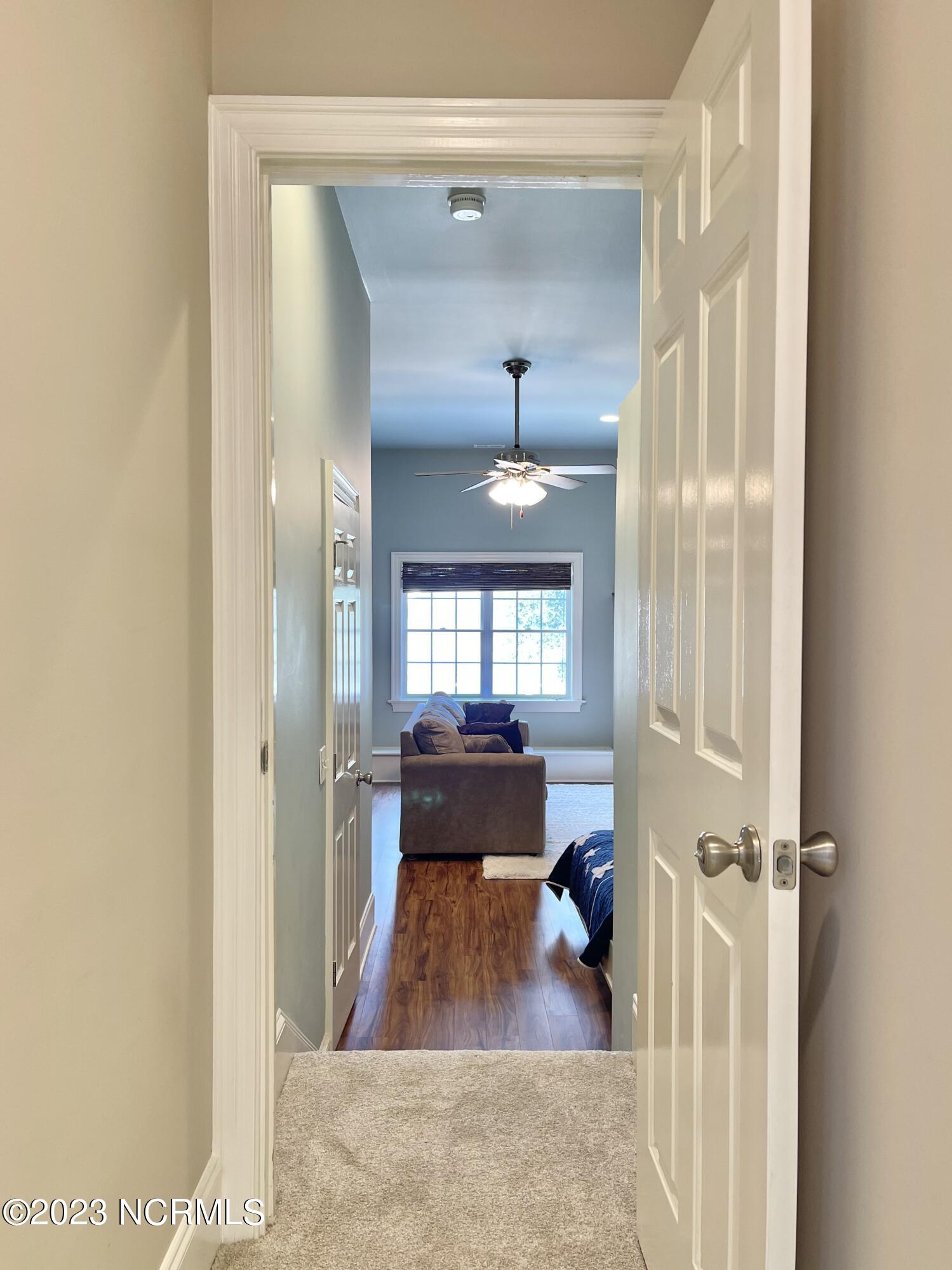 102 N Stargazer Court