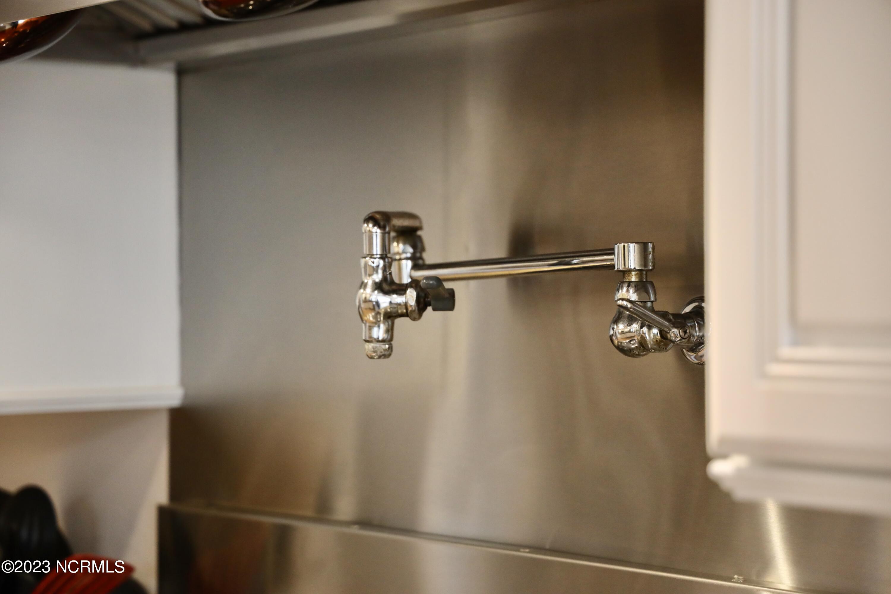 102 N Stargazer Court