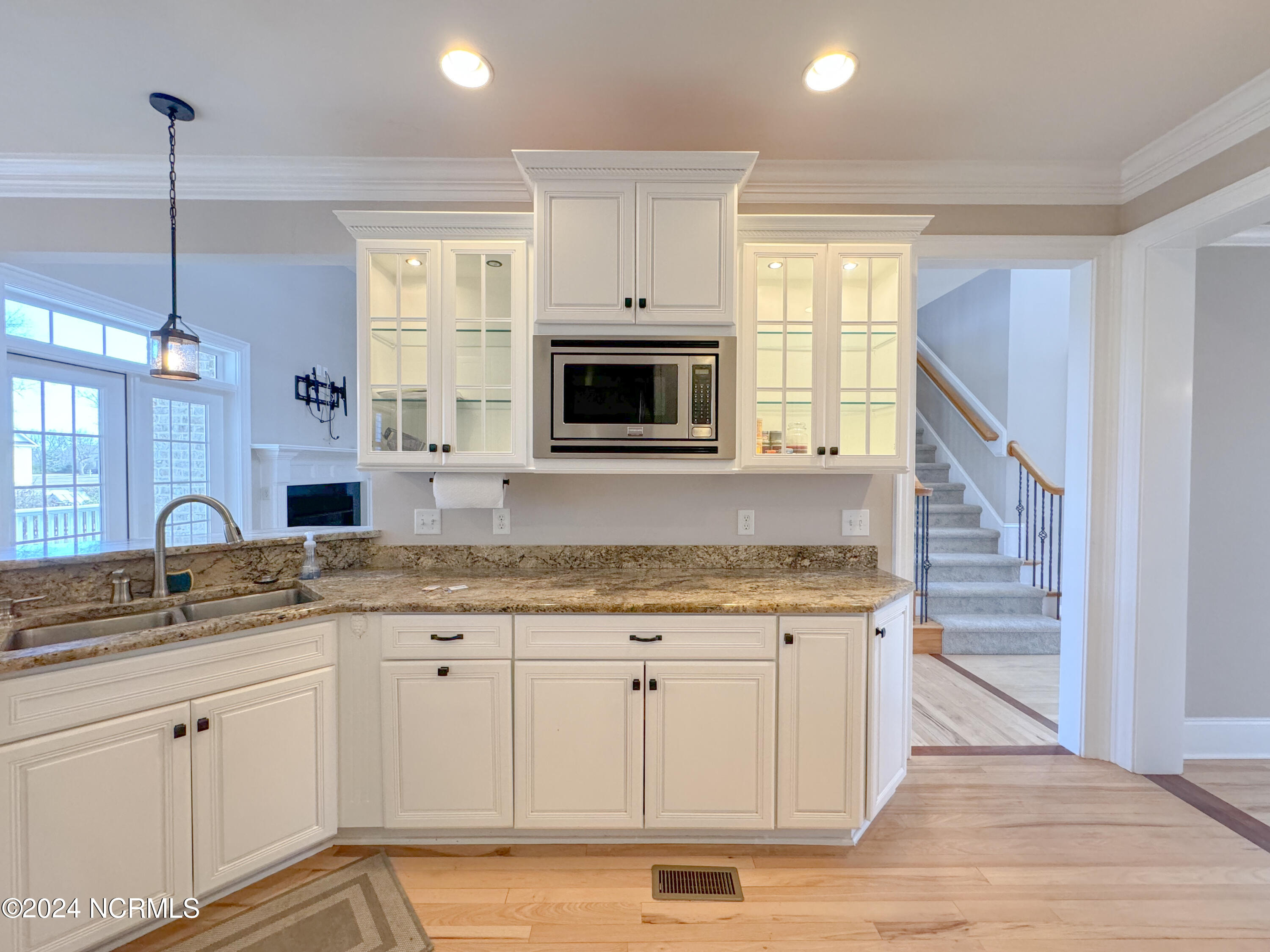 102 N Stargazer Court