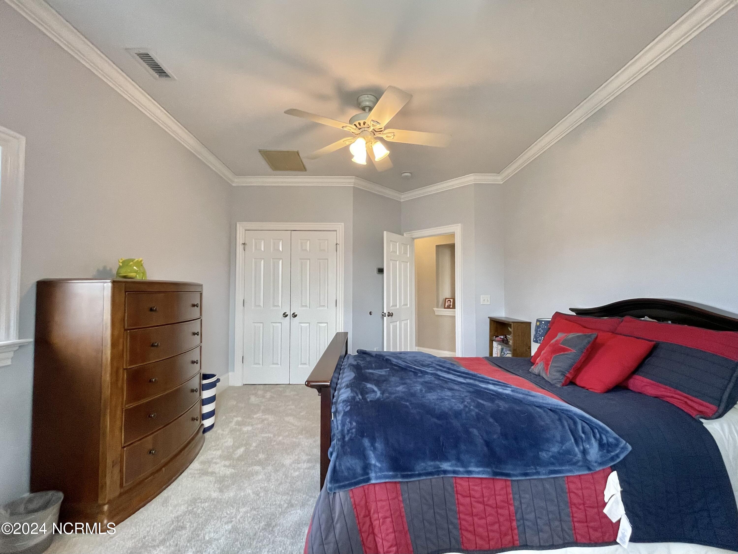 102 N Stargazer Court