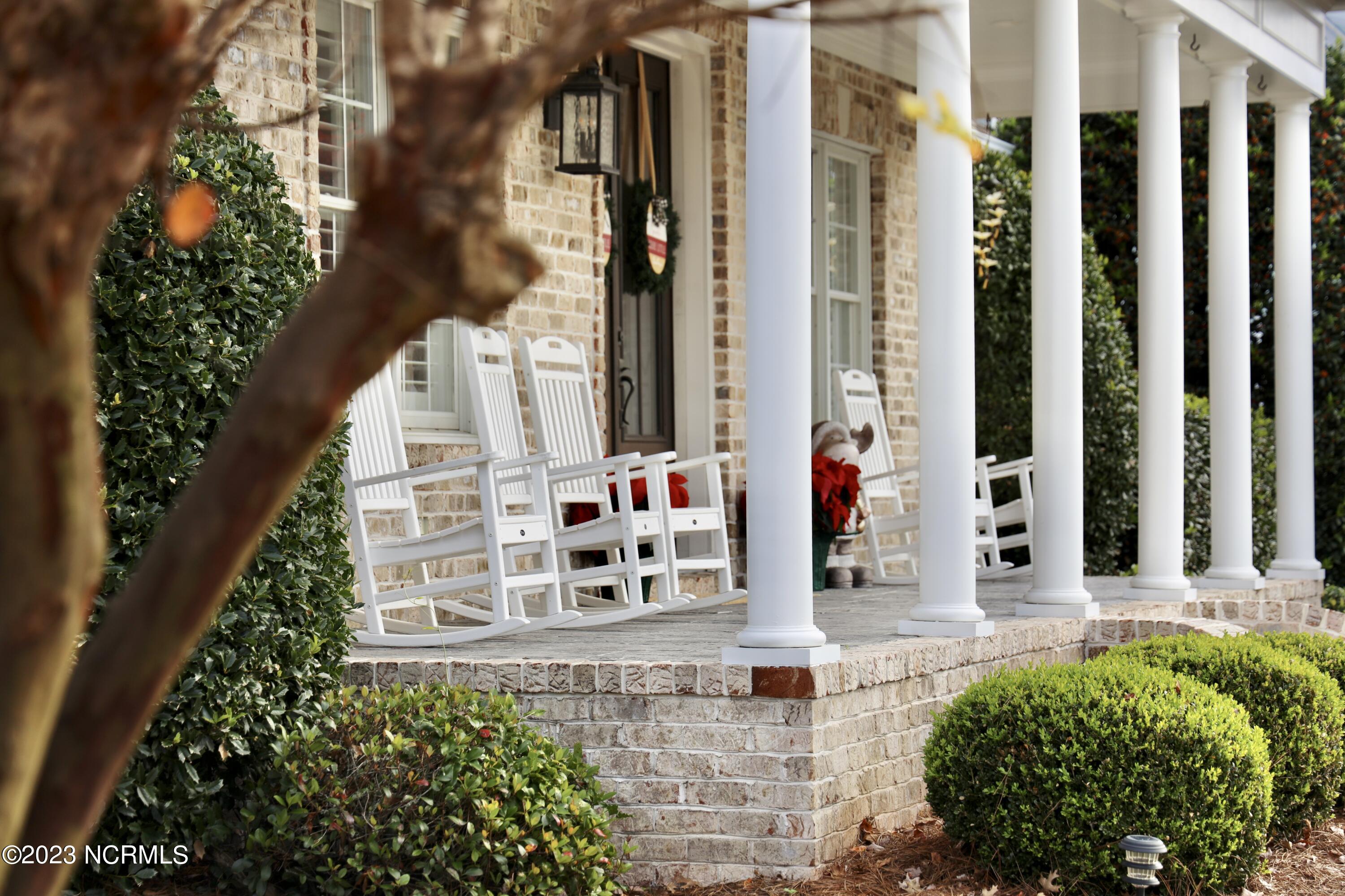 102 N Stargazer Court