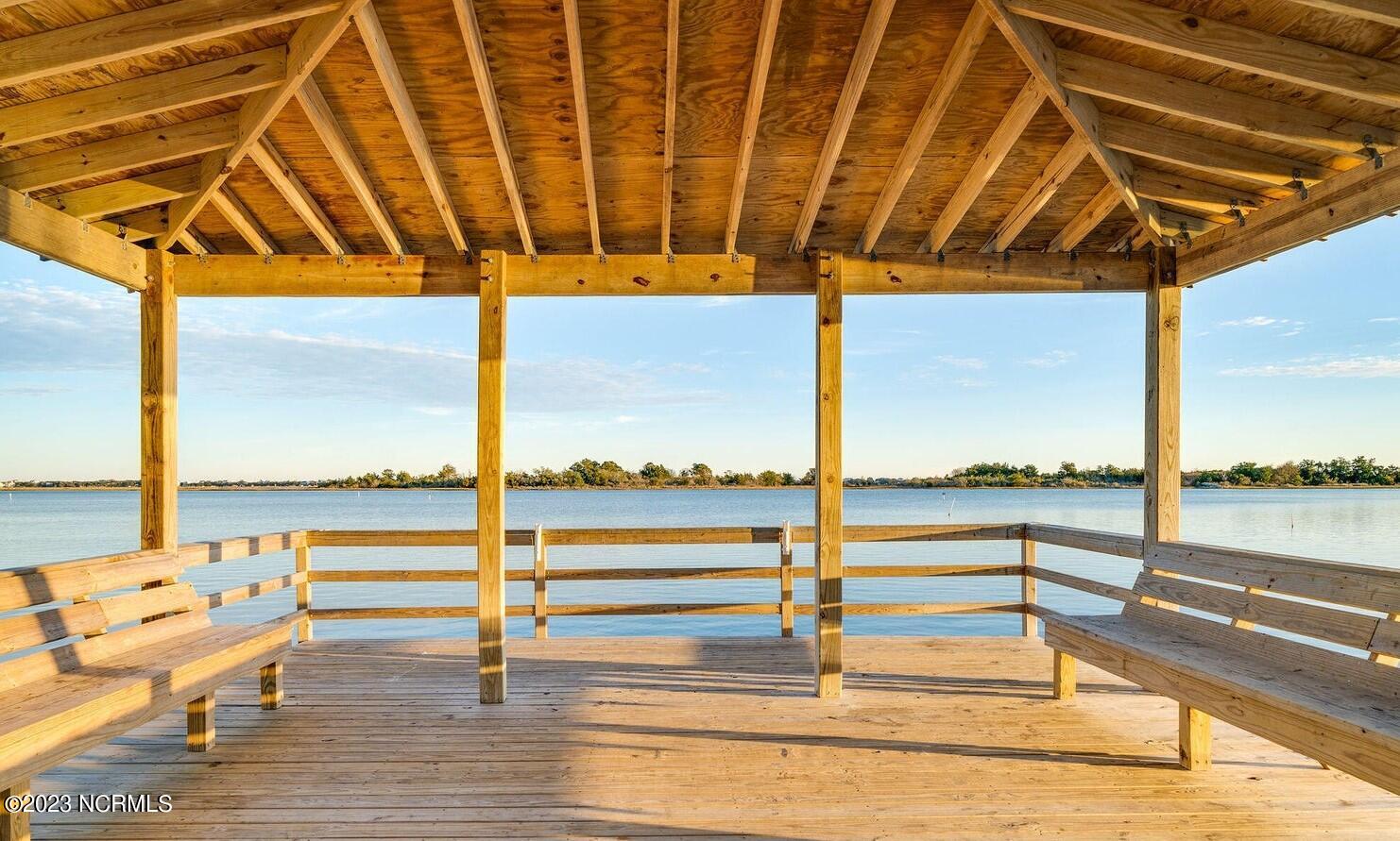 102 N Stargazer Court