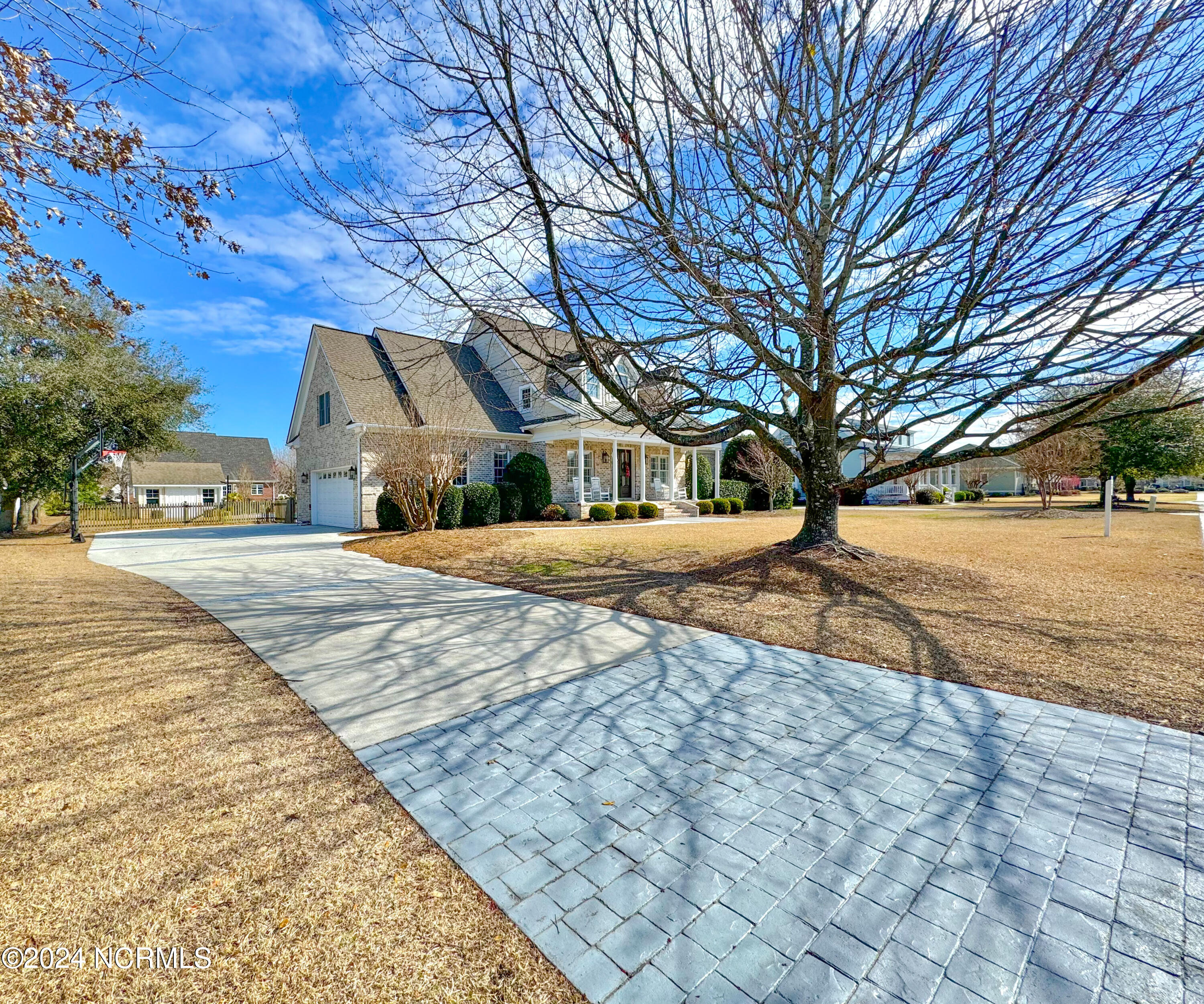 102 N Stargazer Court