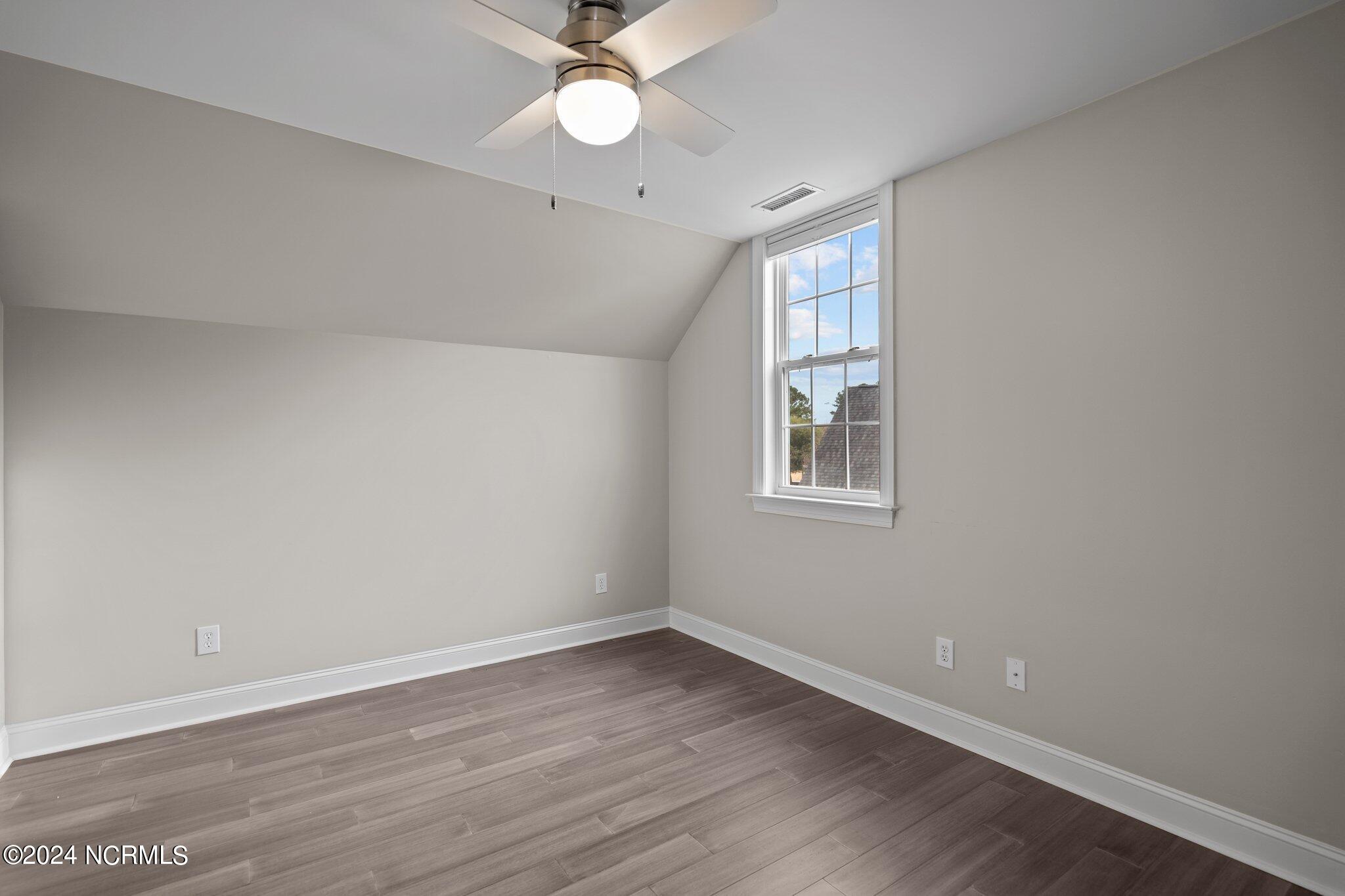 1106 Hampton Pines Court