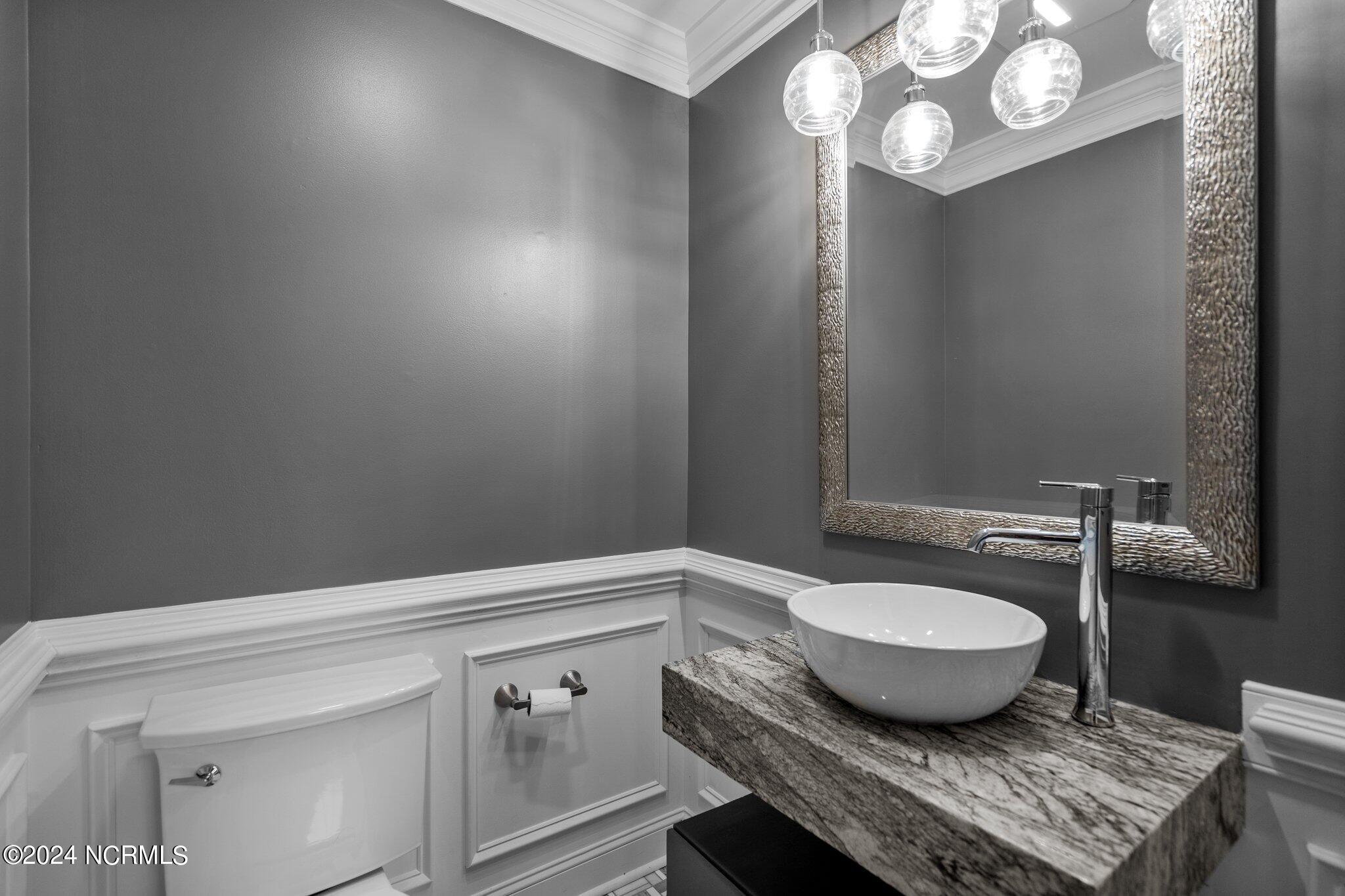 1106 Hampton Pines Court