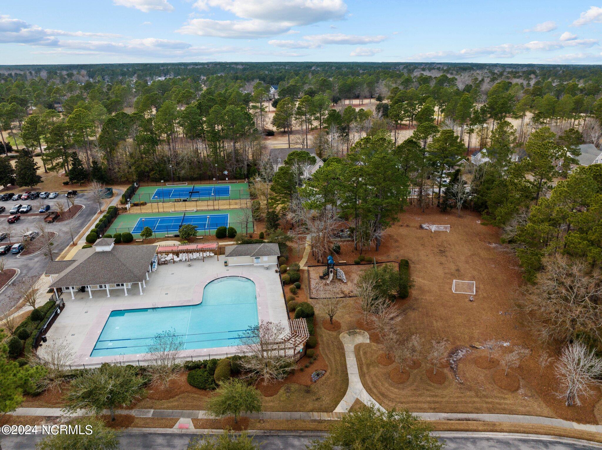 1106 Hampton Pines Court